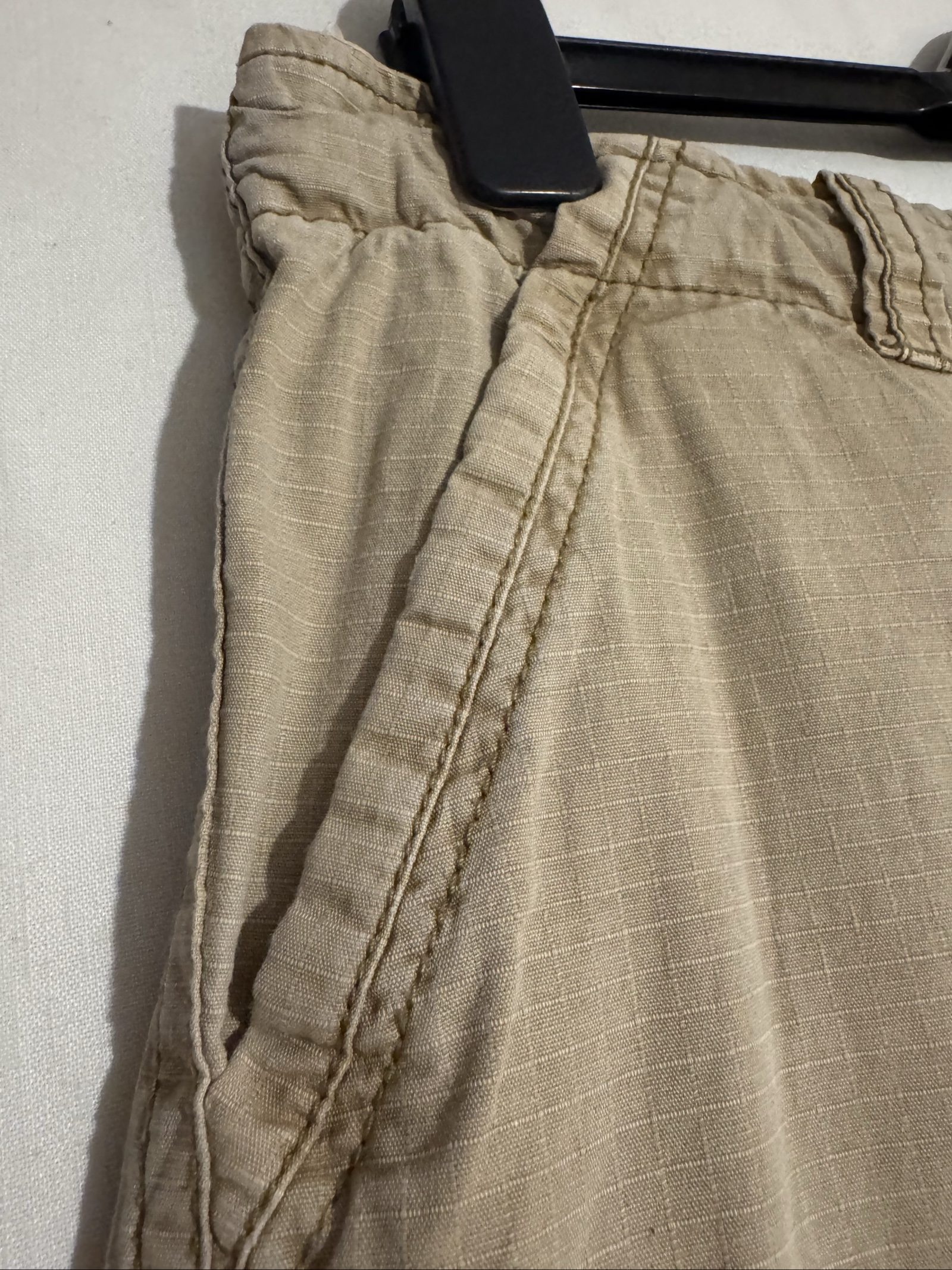 Unbranded Beige Cargo Shorts Medium with Multiple Pockets image 3