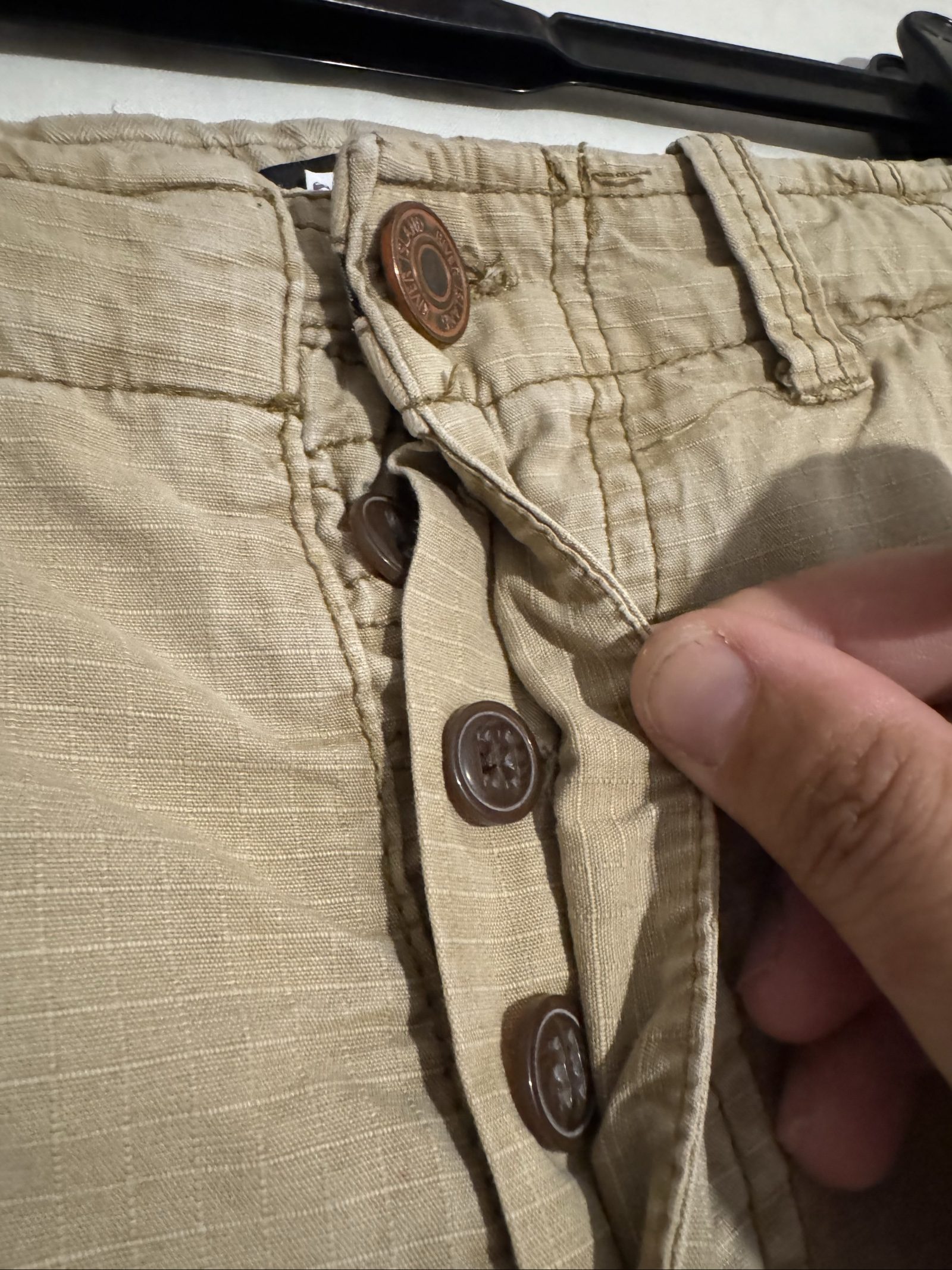 Unbranded Beige Cargo Shorts Medium with Multiple Pockets image 4