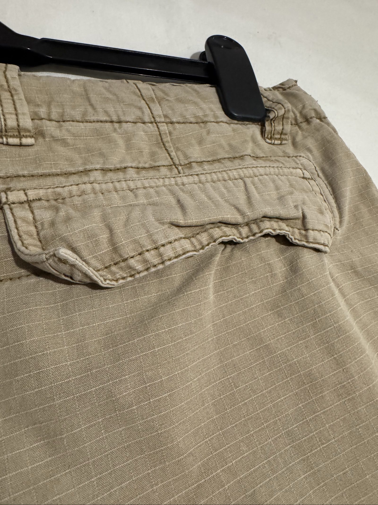 Unbranded Beige Cargo Shorts Medium with Multiple Pockets image 6
