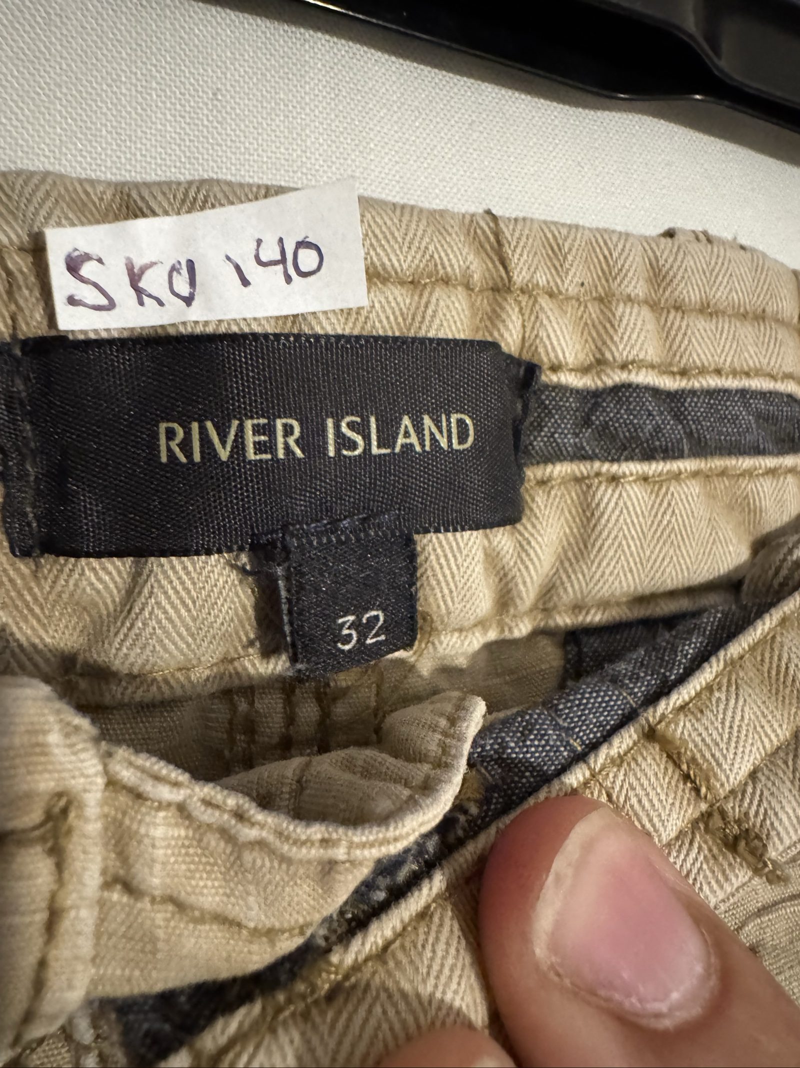 Unbranded Beige Cargo Shorts Medium with Multiple Pockets image 7