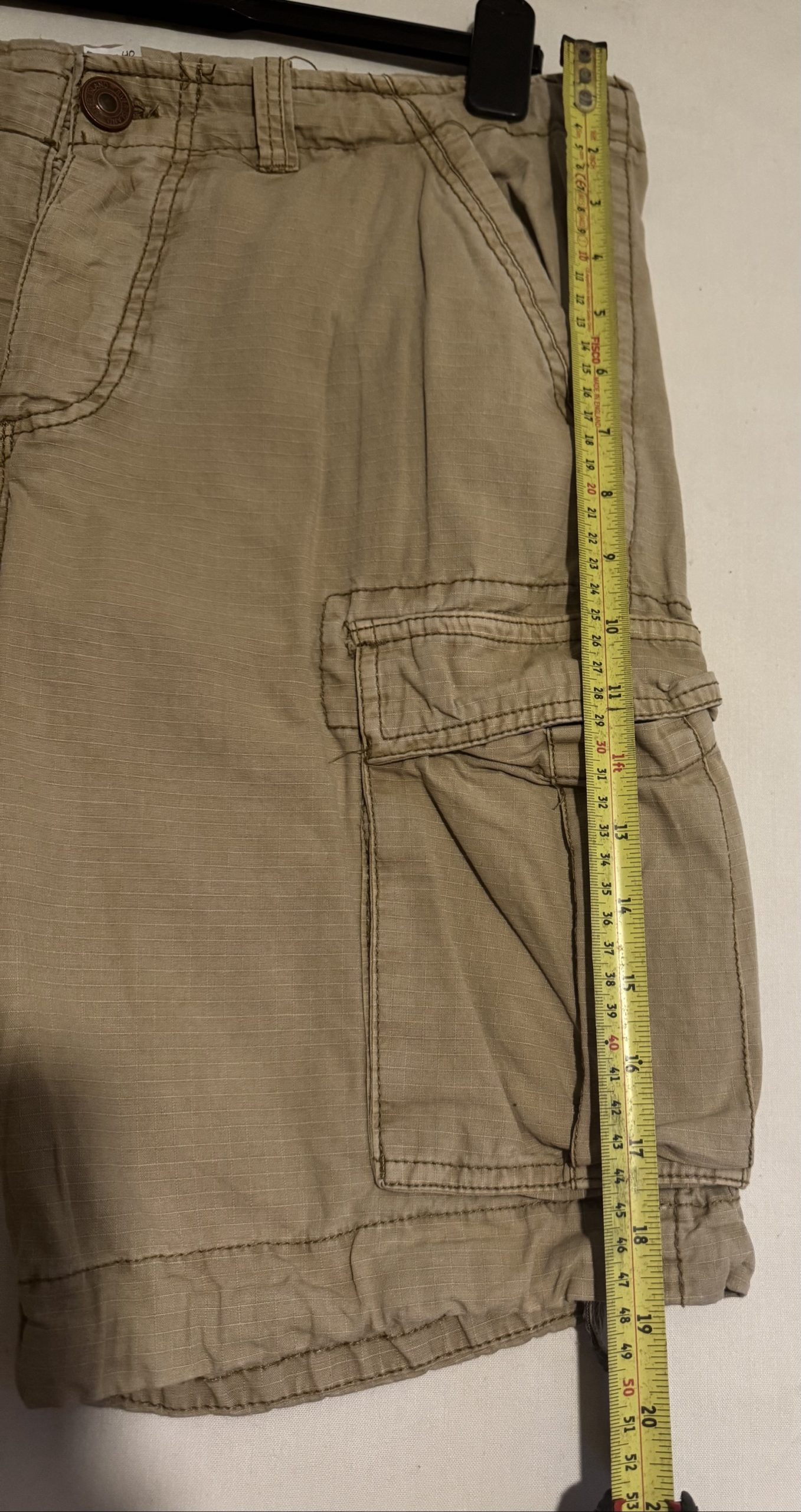 Unbranded Beige Cargo Shorts Medium with Multiple Pockets image 10