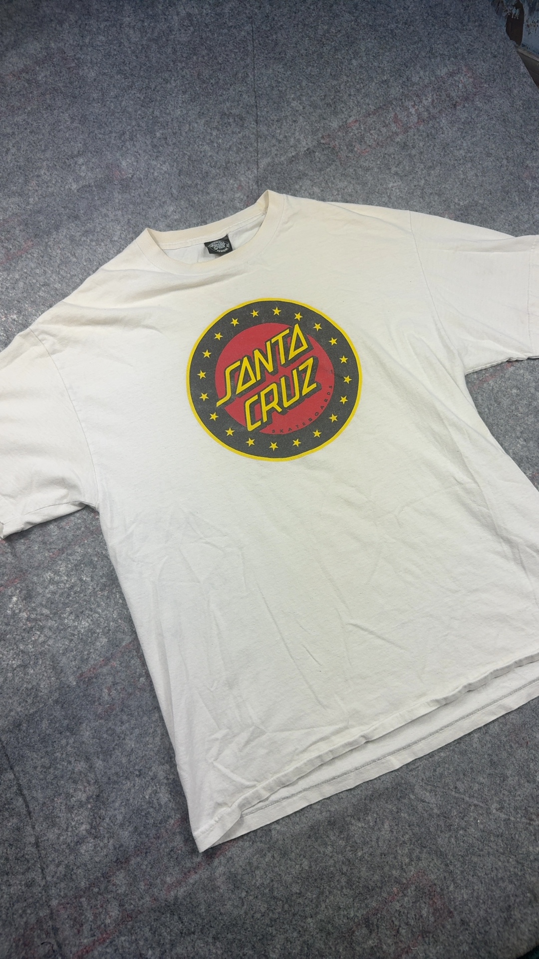 Santa Cruz White Graphic T-Shirt X-Large
