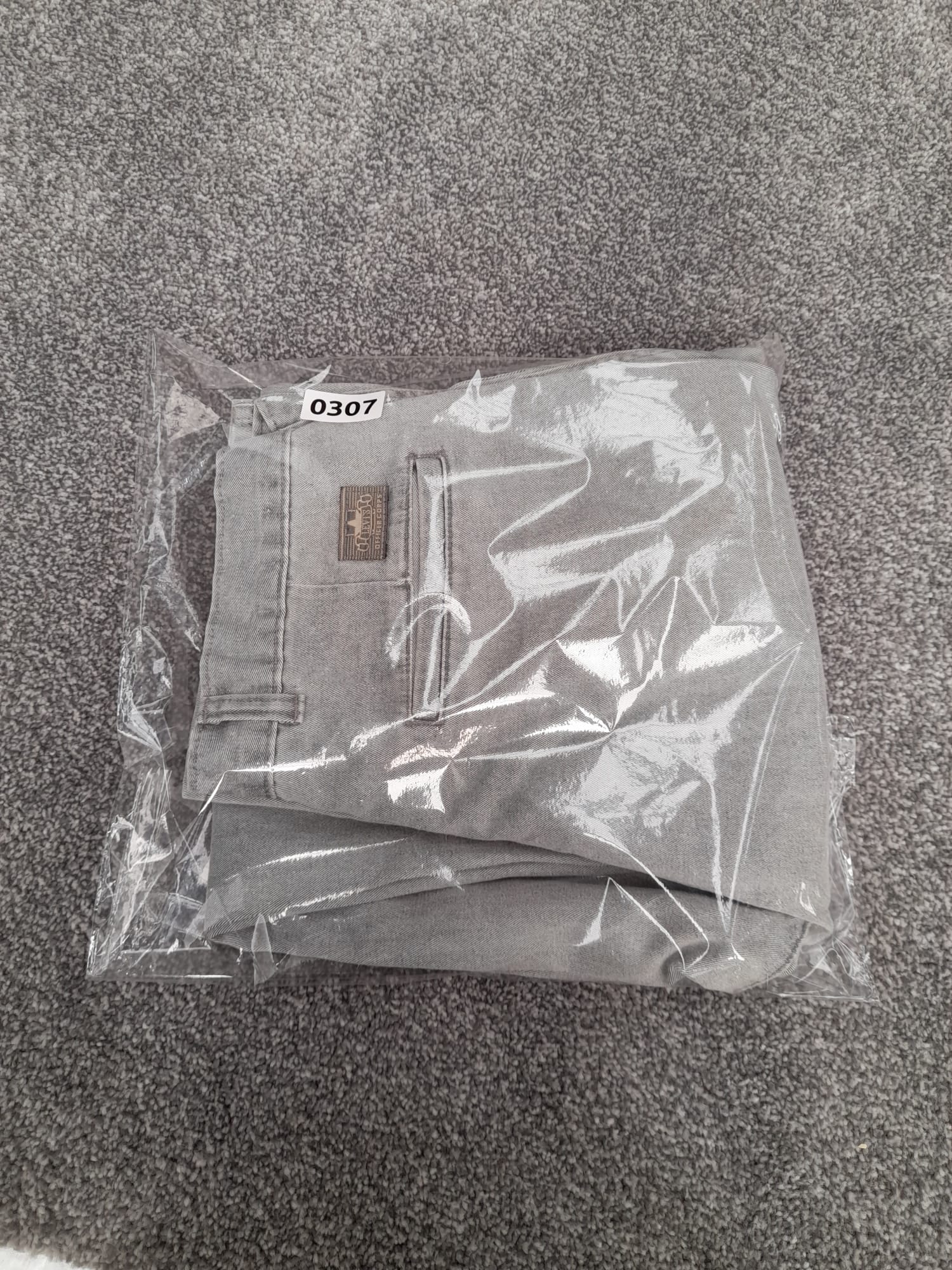 Levi's Grey Denim Pleated Trousers Fit 31" image 6