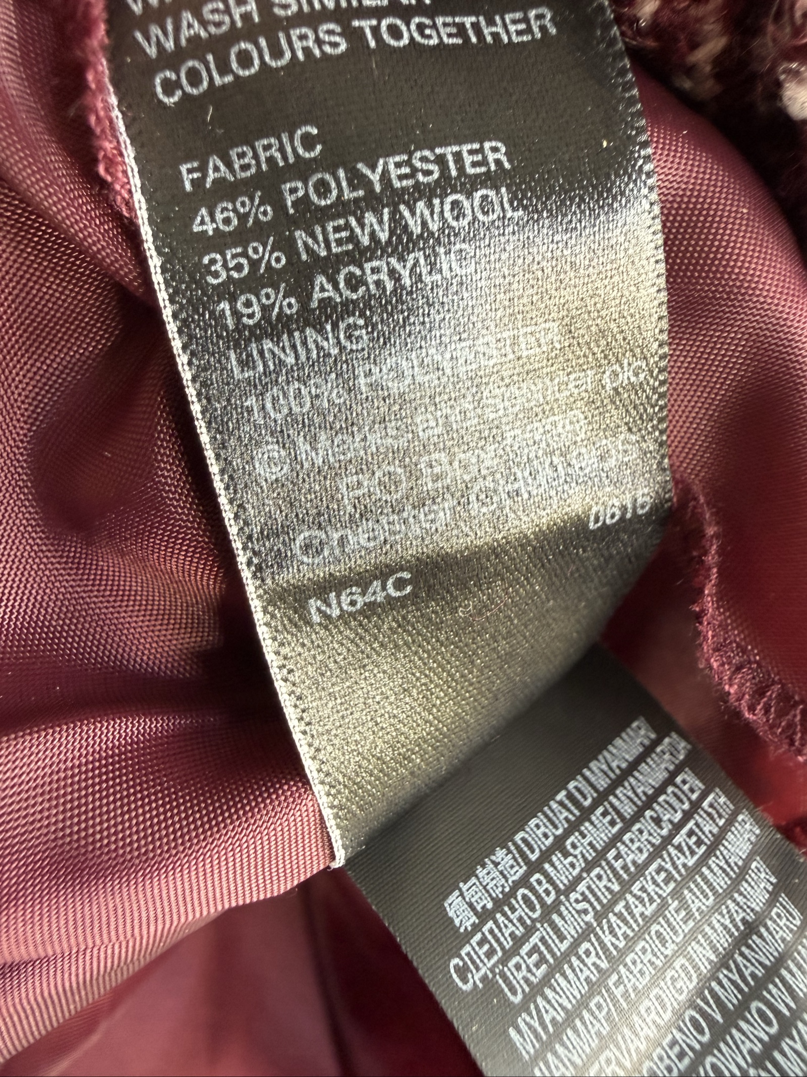 M&S Burgundy Wool Tweed Mini Skirt UK 14 Classic Stylish Buckle Detail image 7