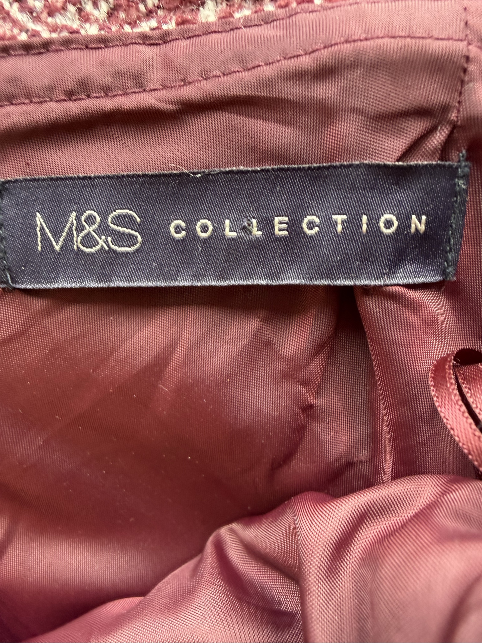 M&S Burgundy Wool Tweed Mini Skirt UK 14 Classic Stylish Buckle Detail image 8