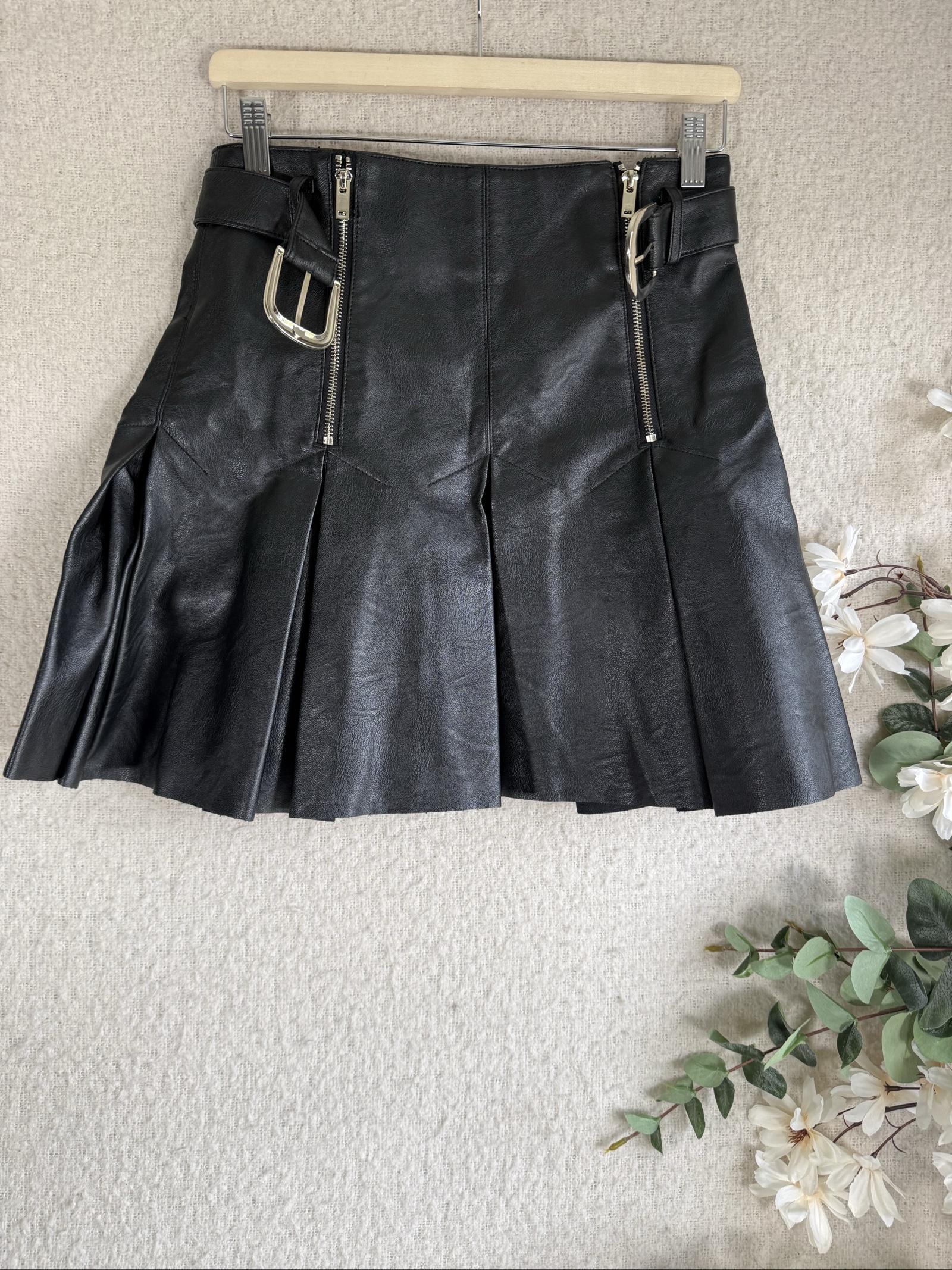 Topshop Black Faux Leather Pleated Mini Skirt UK 10 Buckle Detail