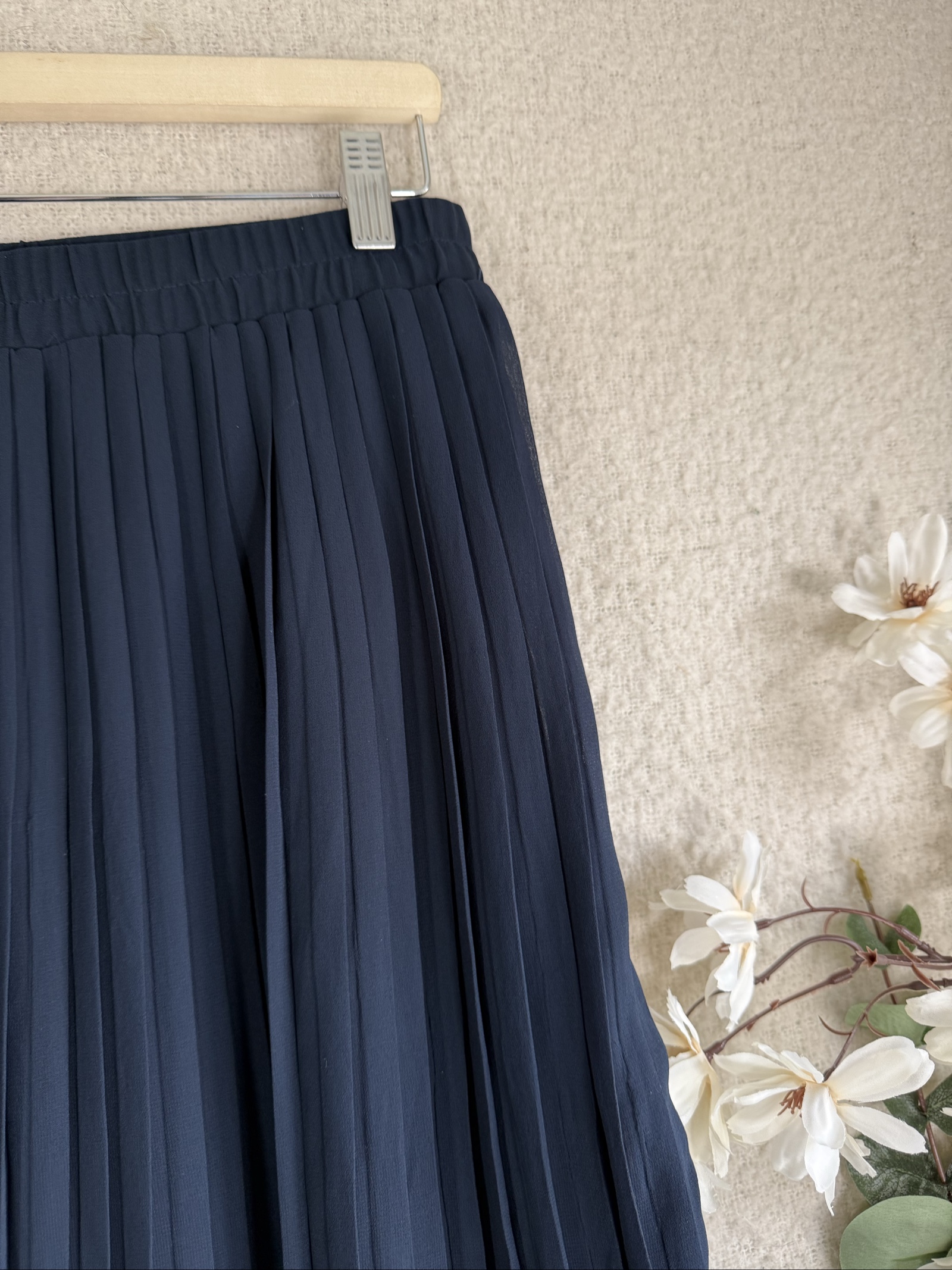 Adiva Navy Pleated Midi Skirt UK 12 Lightweight Elegant Skirt image 3