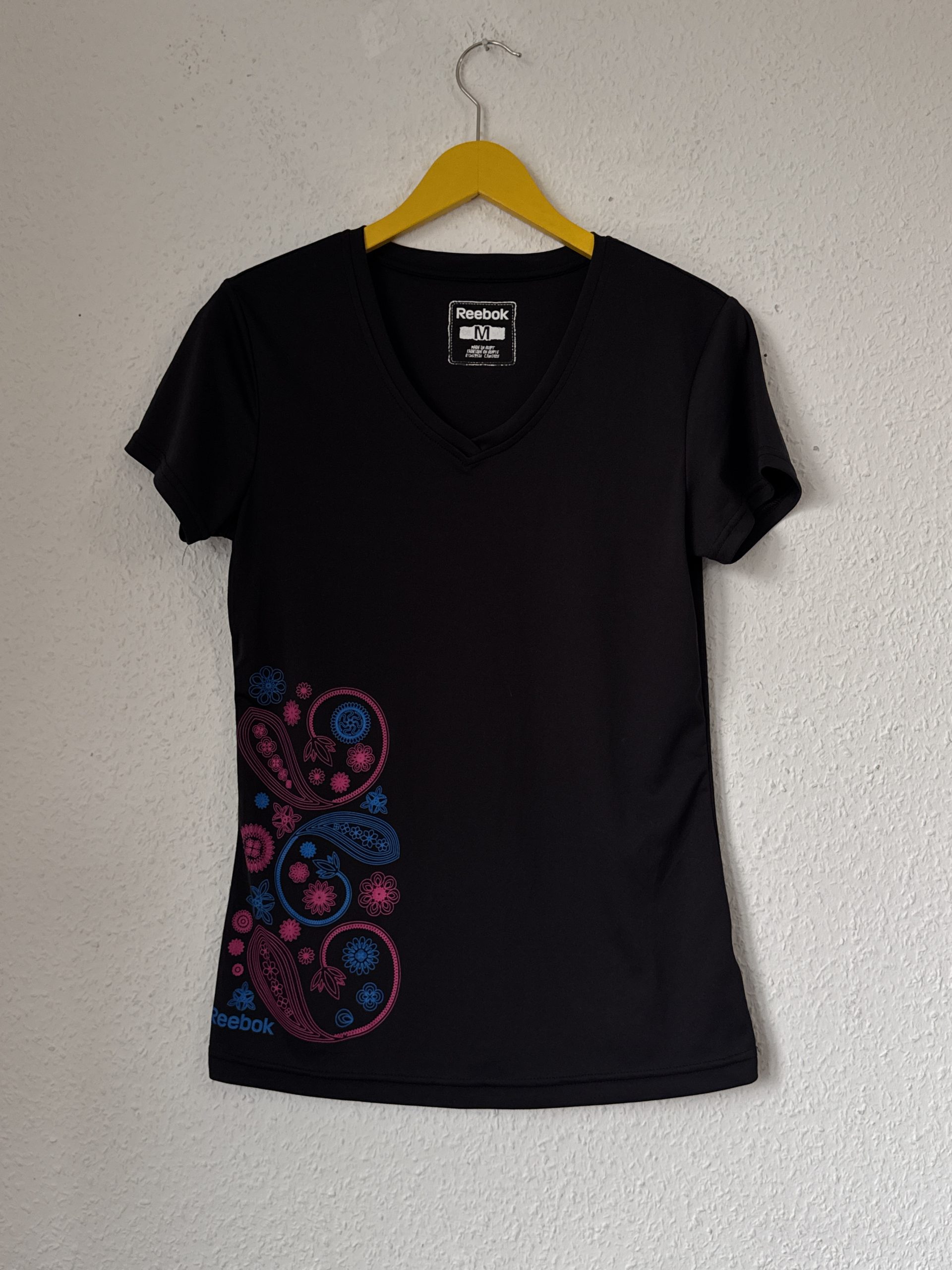 Reebok Black Graphic Short Sleeve Top Medium 2818