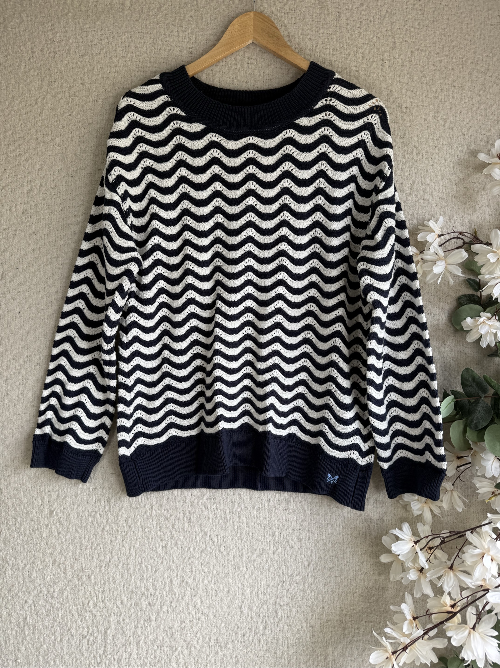 Crew Clothing Navy & White Wave Pattern Cotton Jumper UK 10 Classic Knitwear