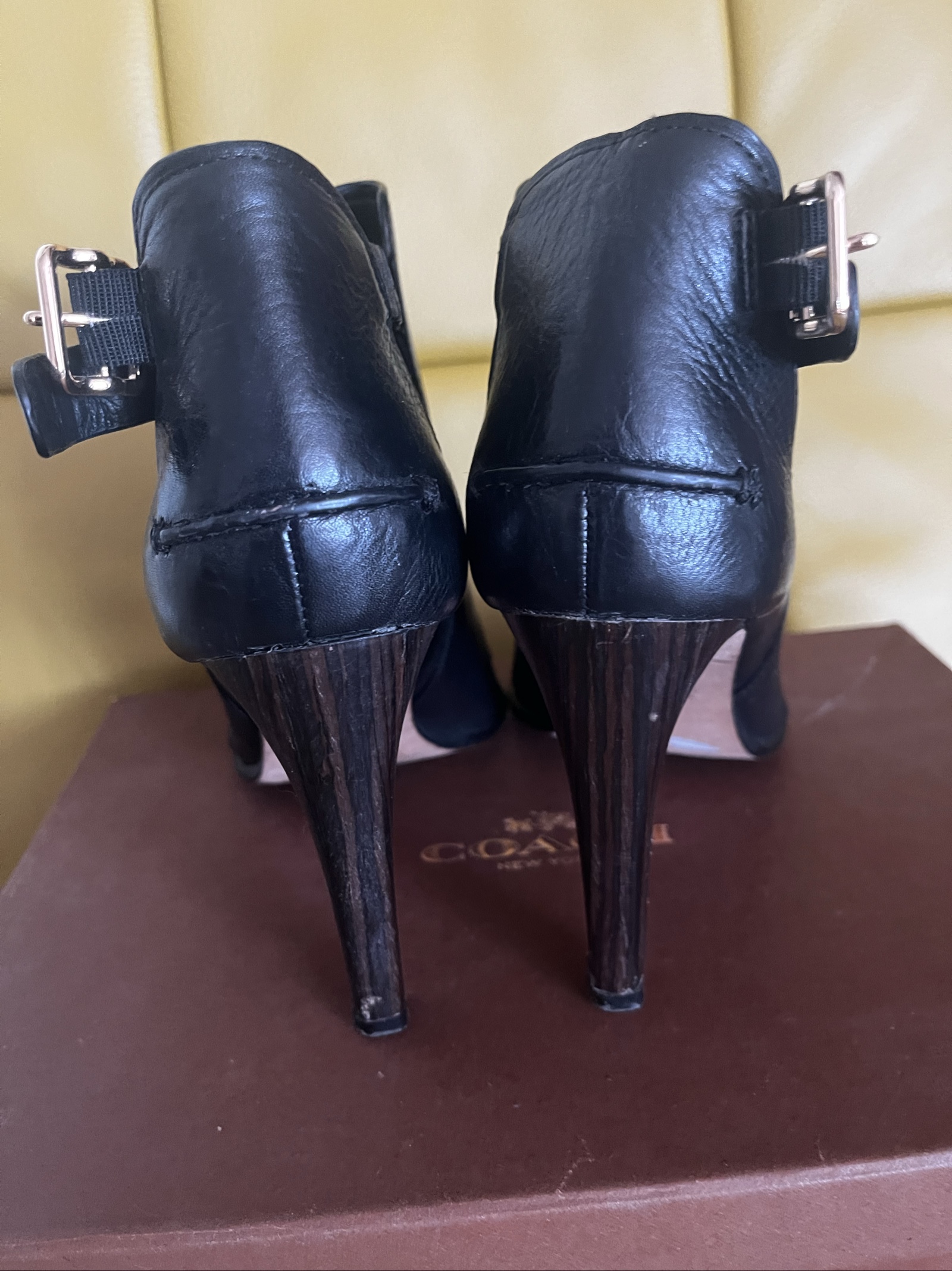 Coach Black Leather Peep Toe High Heel Sandals UK 6 image 3