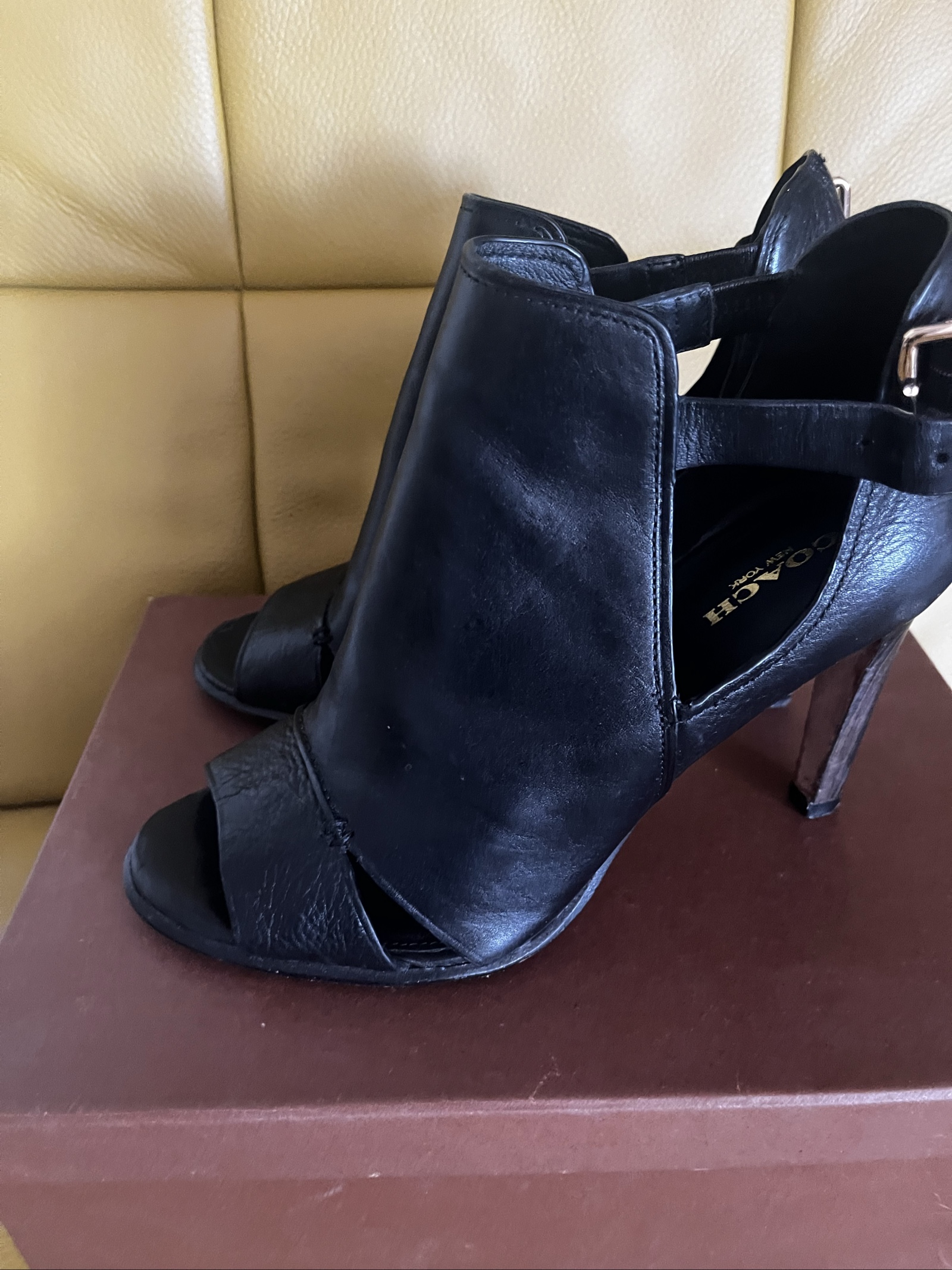 Coach Black Leather Peep Toe High Heel Sandals UK 6 image 4
