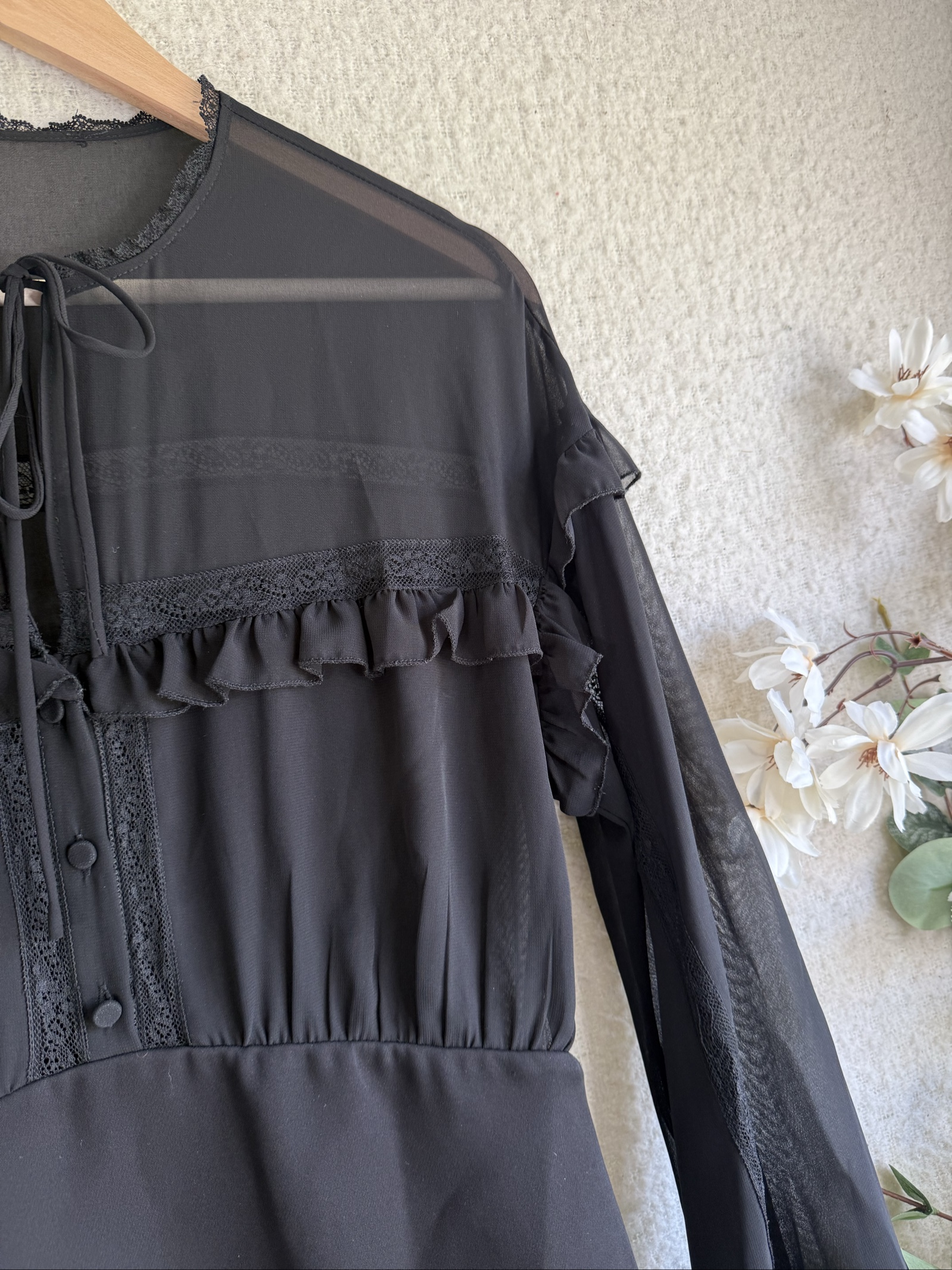 Black Polyester Sheer Sleeve Lace Trim Ruffle Mini Dress UK M Elegant Chic image 2