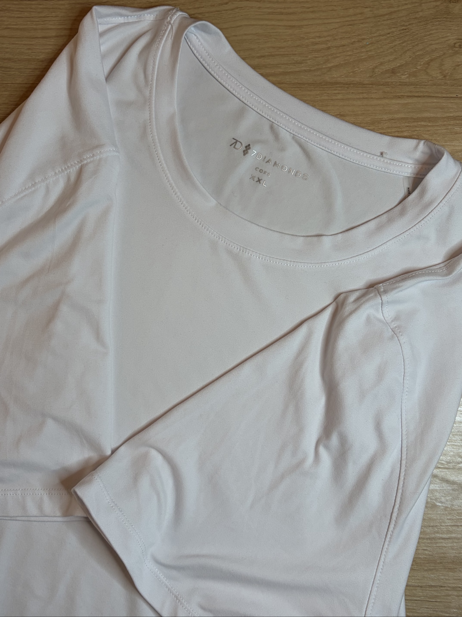 7Diamonds White Core T-Shirt XXL Performance Fabric