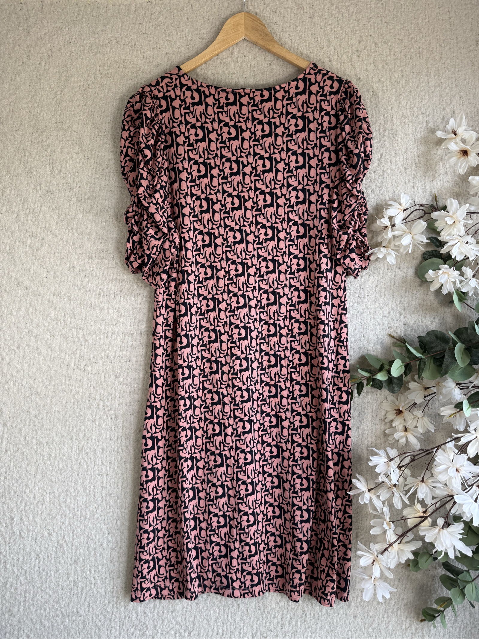 Next Pink & Black Patterned Viscose Dress UK 18 Elegant Ruched Detail image 4