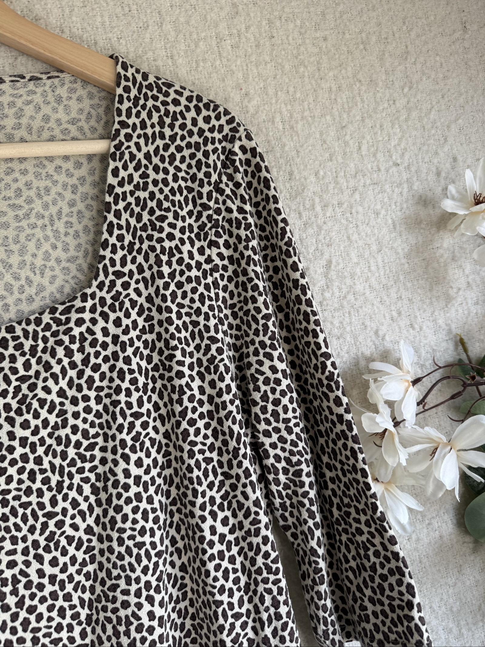 Minuet Brown & Beige Animal Print Viscose Jersey Top UK 16 Long Sleeve image 2
