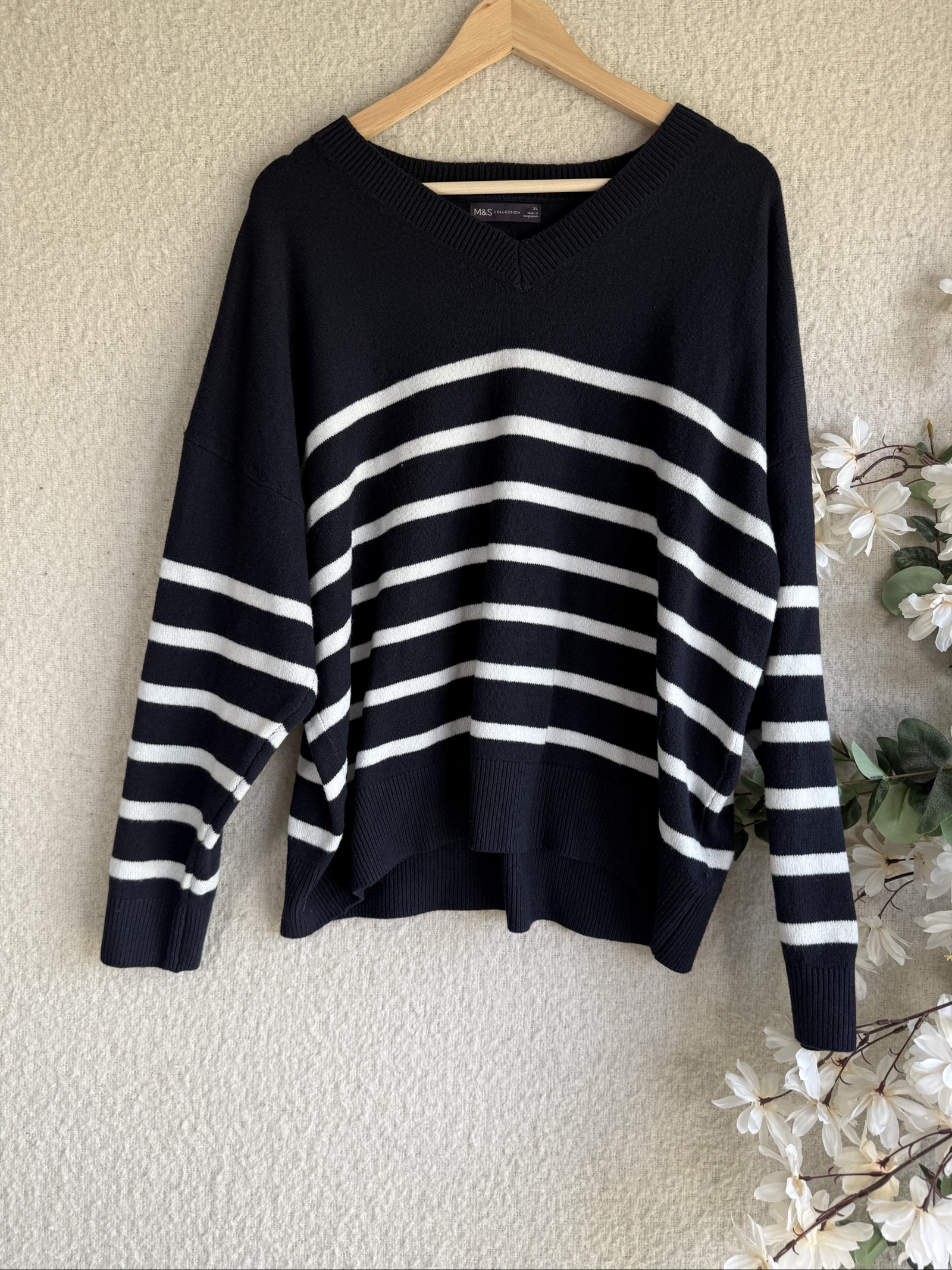 M&S Navy & White Stripe V Neck Cotton Blend Jumper UK XL Relaxed Fit