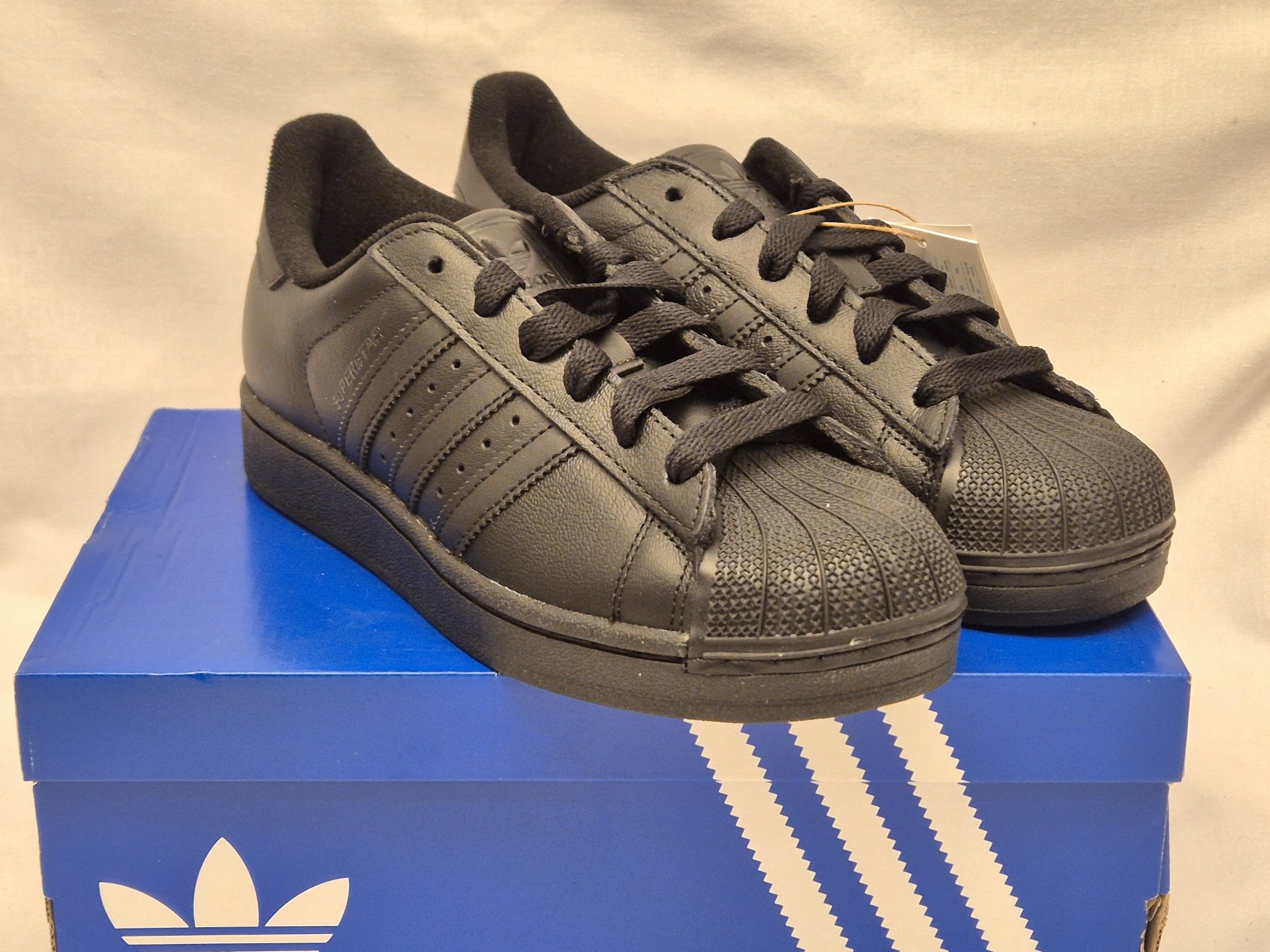 Adidas Superstar II – Black – UK Size 5 – Brand New in Box image 3