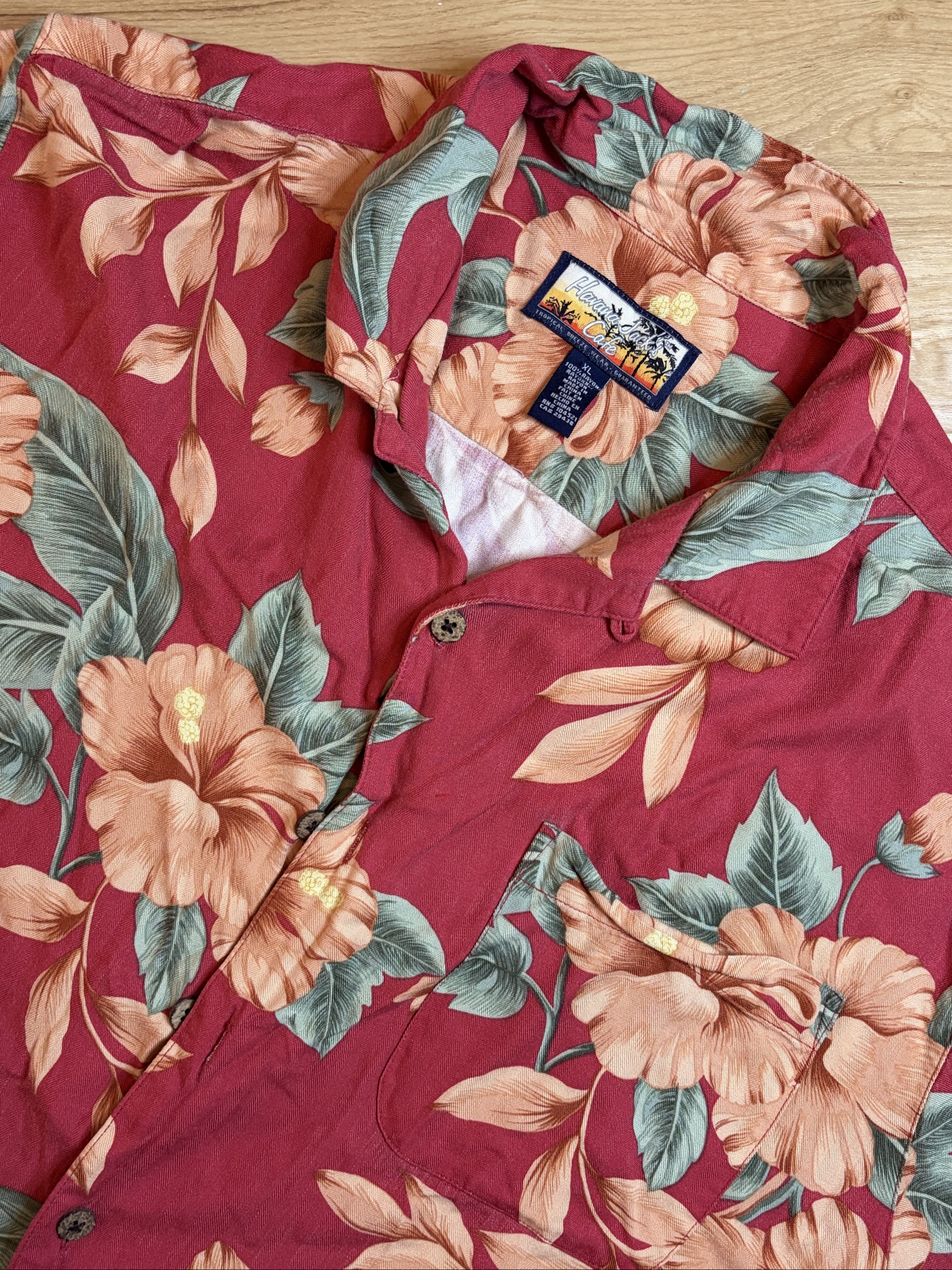 Havana Jack's Cafe Red Floral Rayon Shirt XL