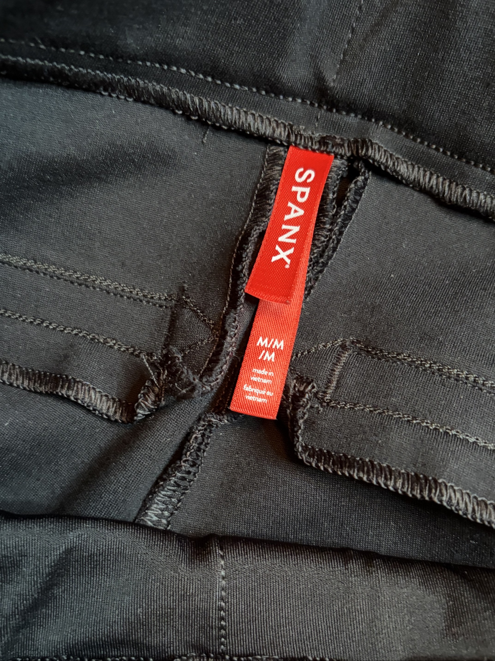 Spanx Black Leggings M/M Medium Black Seam Detail