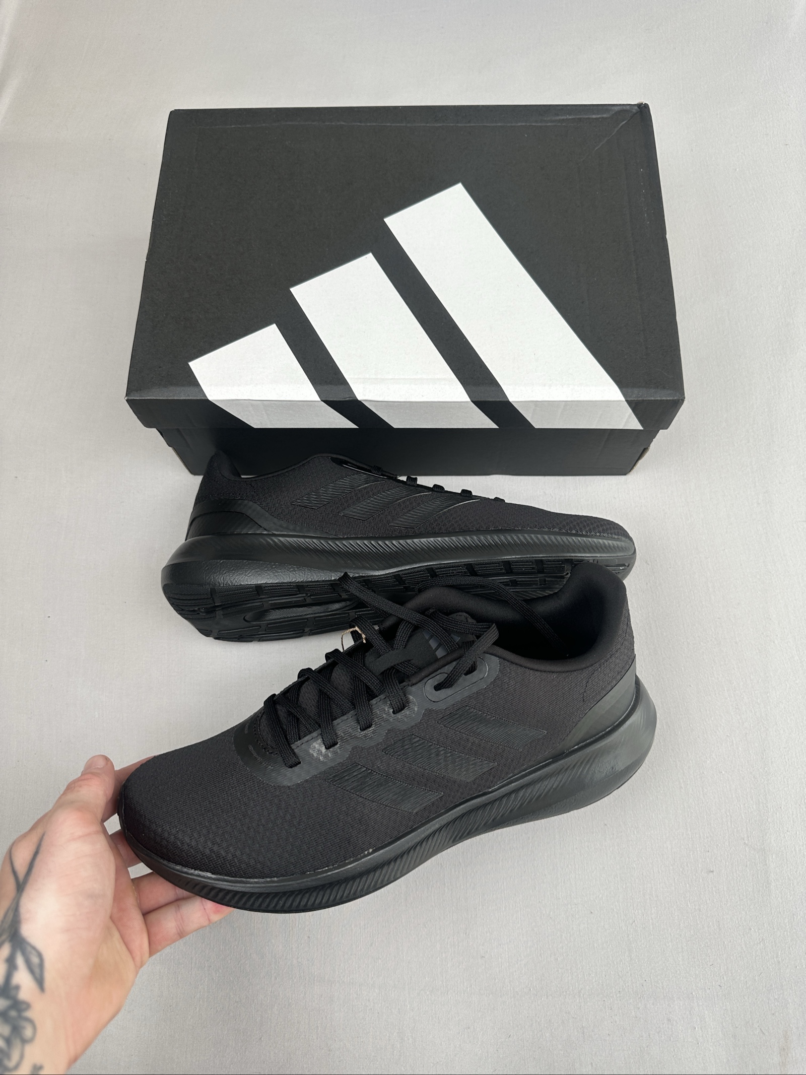 Adidas Black Runfalcon 3.0 Running Shoes UK 9.5 Lightweight Comfort image 2