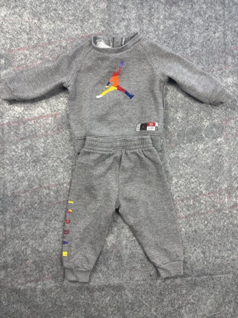 Jordan Grey Baby Tracksuit Set 12M Multicolor Logo