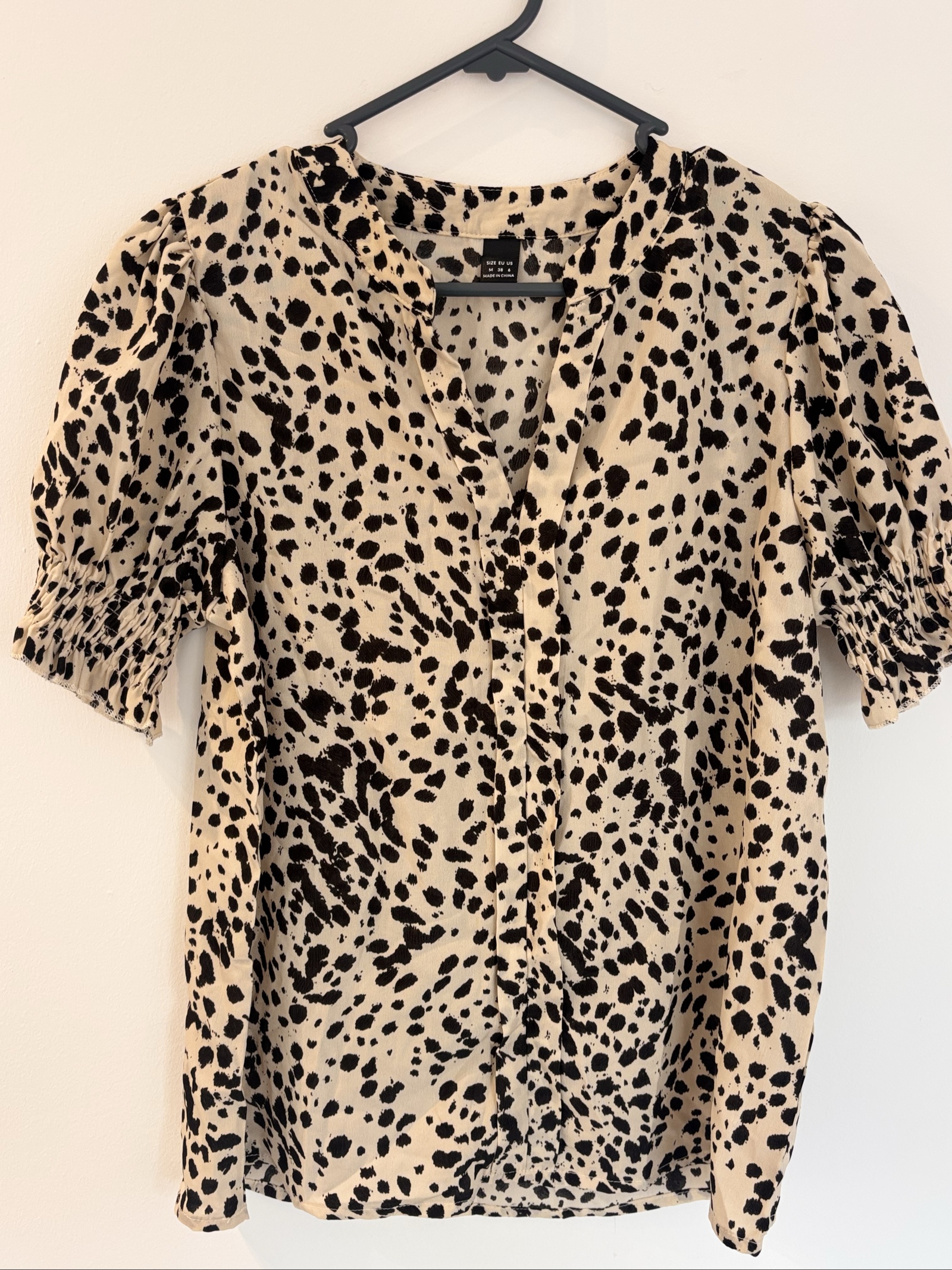 H&M Beige & Black Animal Print Blouse UK 12 Smocked Sleeves