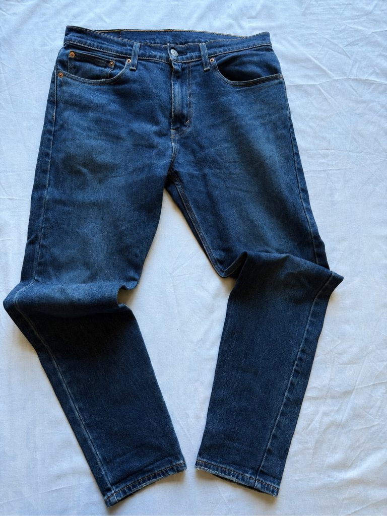Levi's Blue Denim Jeans 32 Waist 30 Length Classic Fit