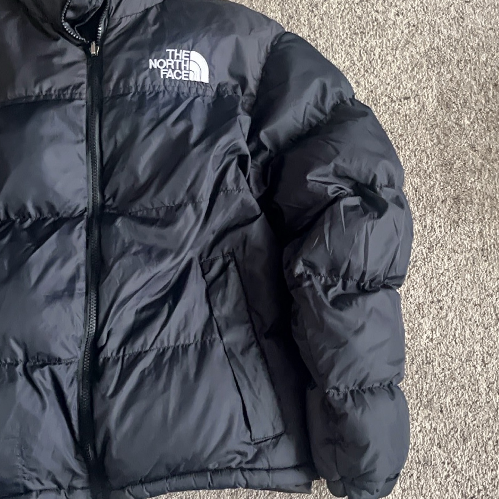 The North Face Black Puffer Jacket UK M image 3