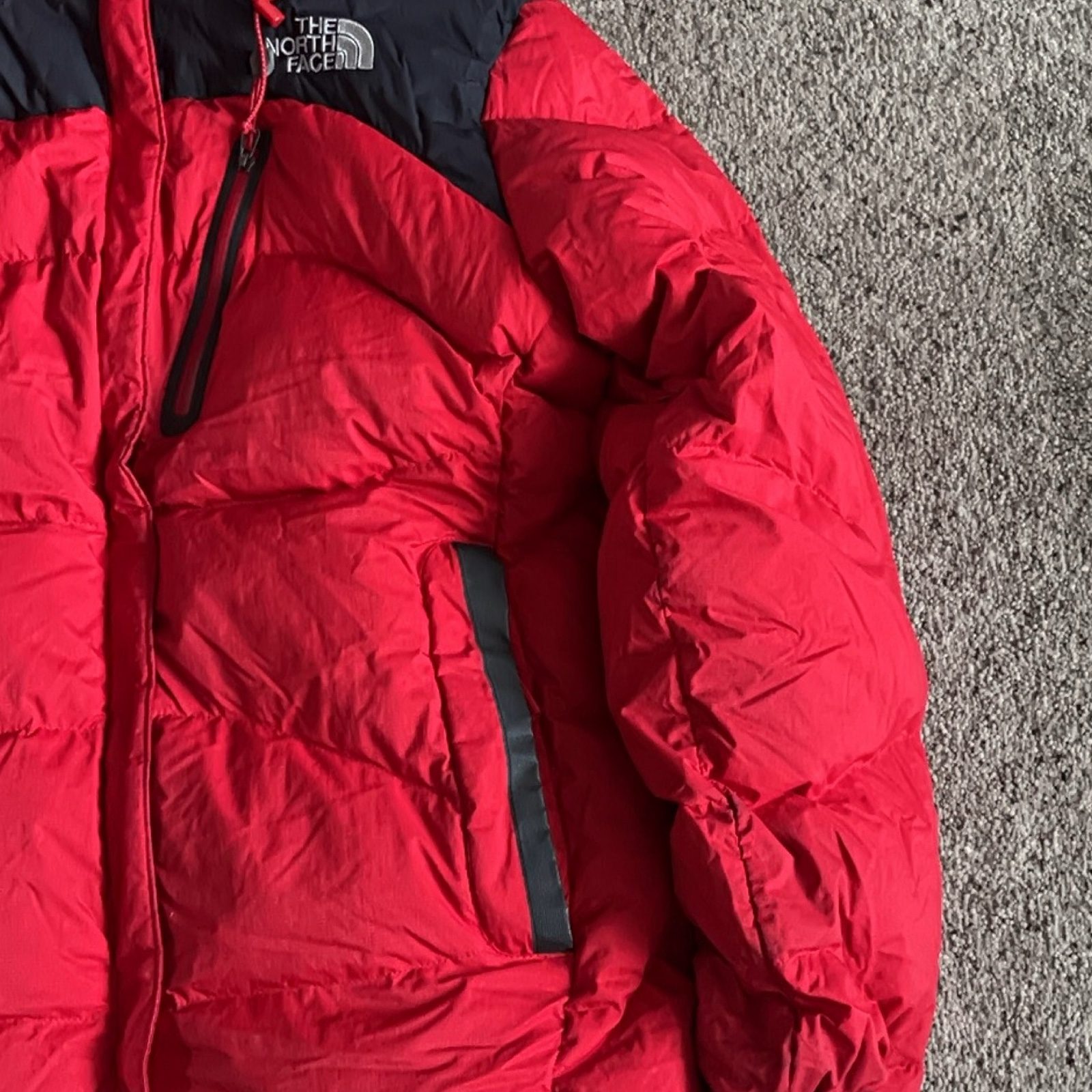 The North Face Red & Black 800 Fill Down Puffer Jacket UK S/M image 3
