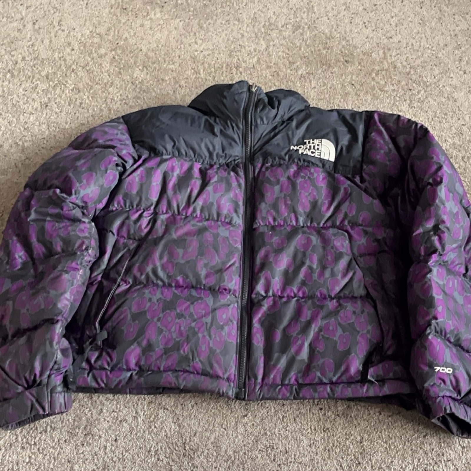 The North Face Purple Leopard Print Puffer Jacket UK S 700