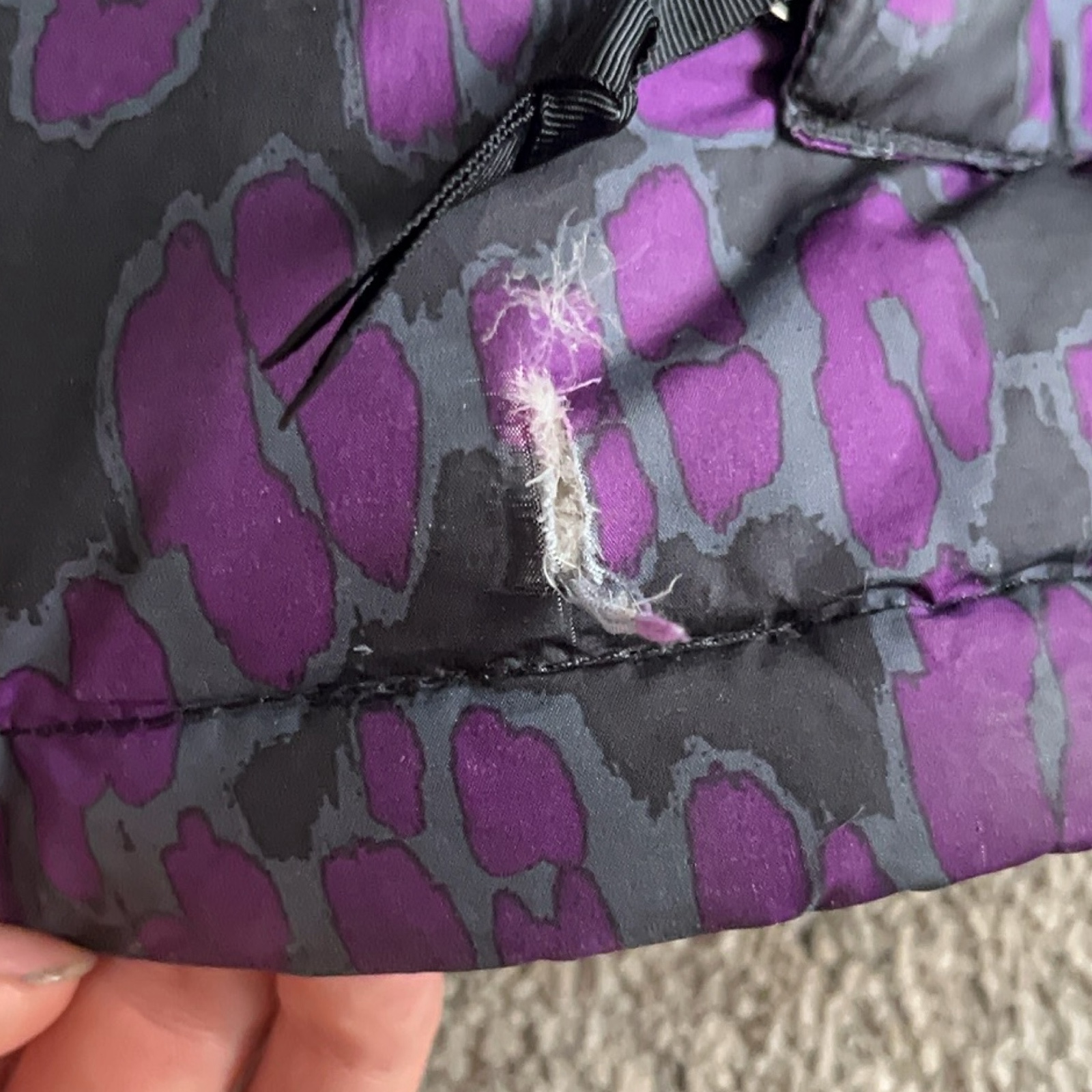 The North Face Purple Leopard Print Puffer Jacket UK S 700 image 4