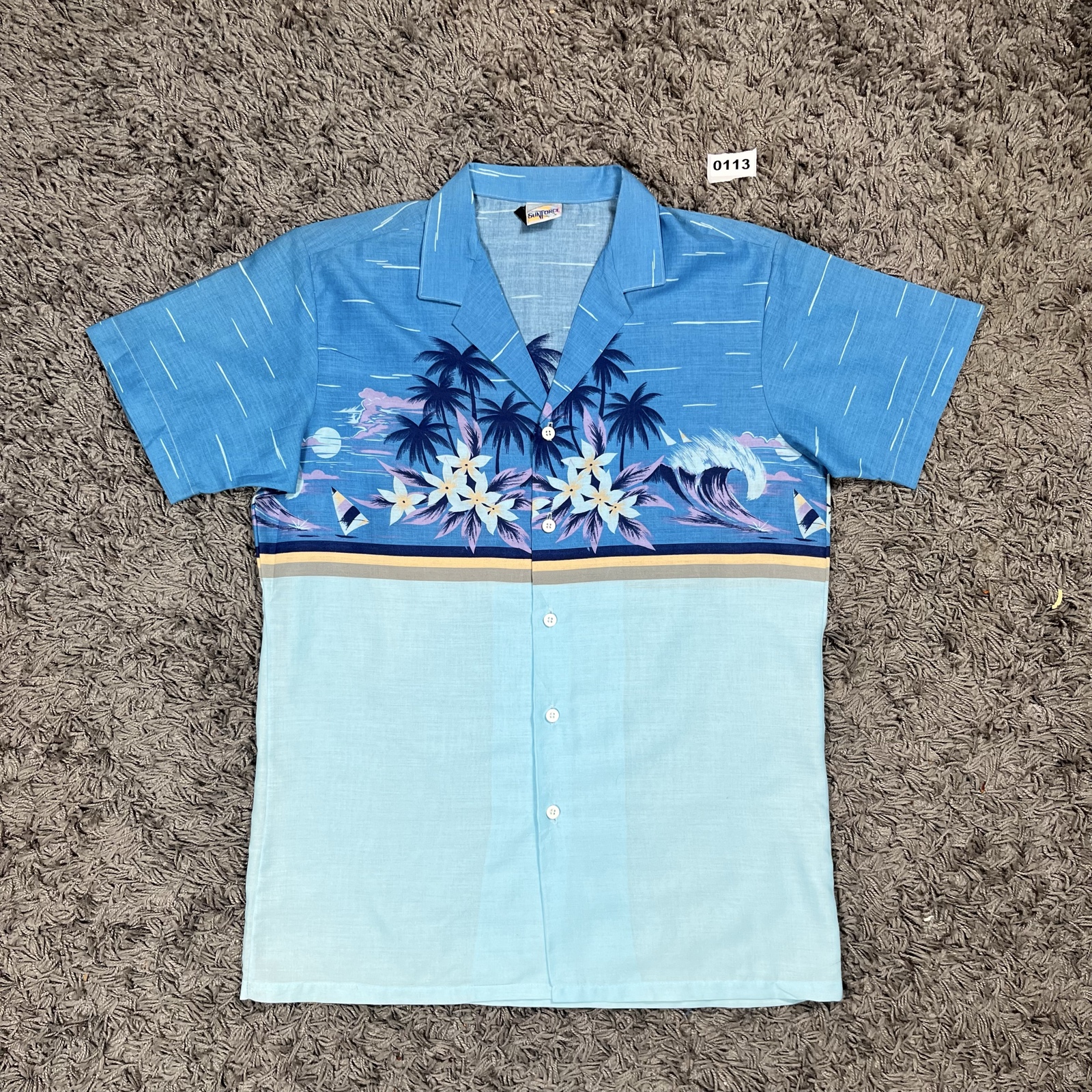 Sunforce Blue Floral Print Hawaiian Shirt Medium 50% Polyester