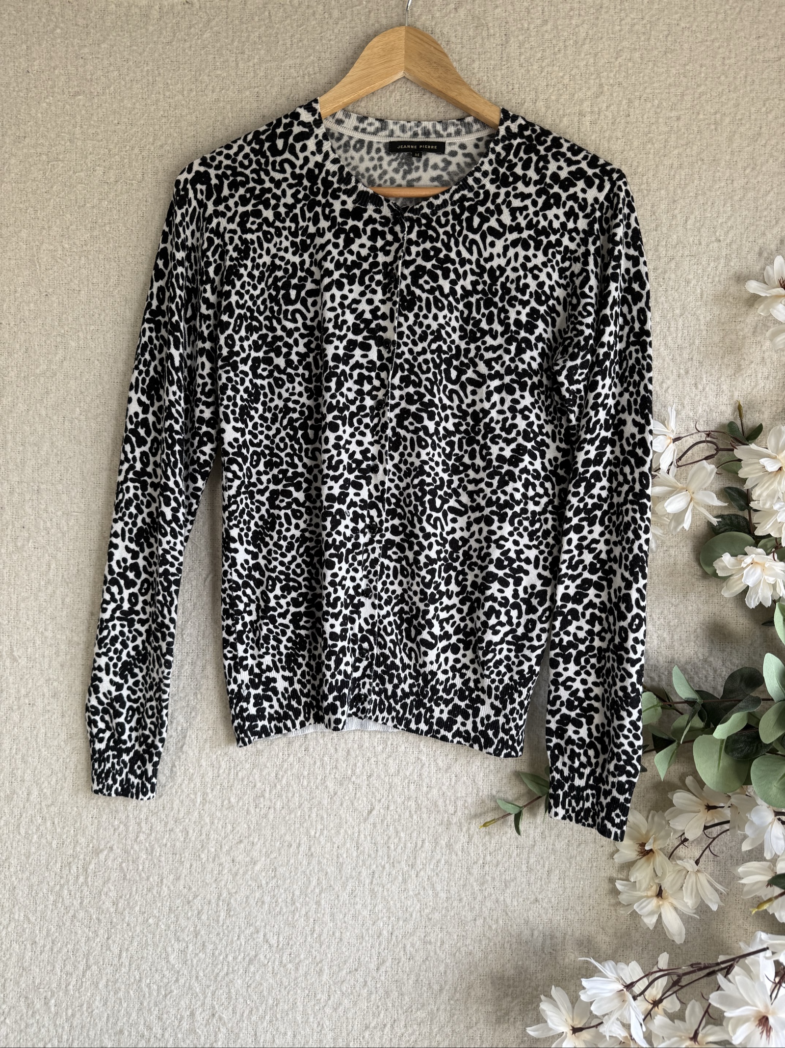 Jeanne Pierre Black & White Leopard Print Knit Cardigan Medium Stylish Casual