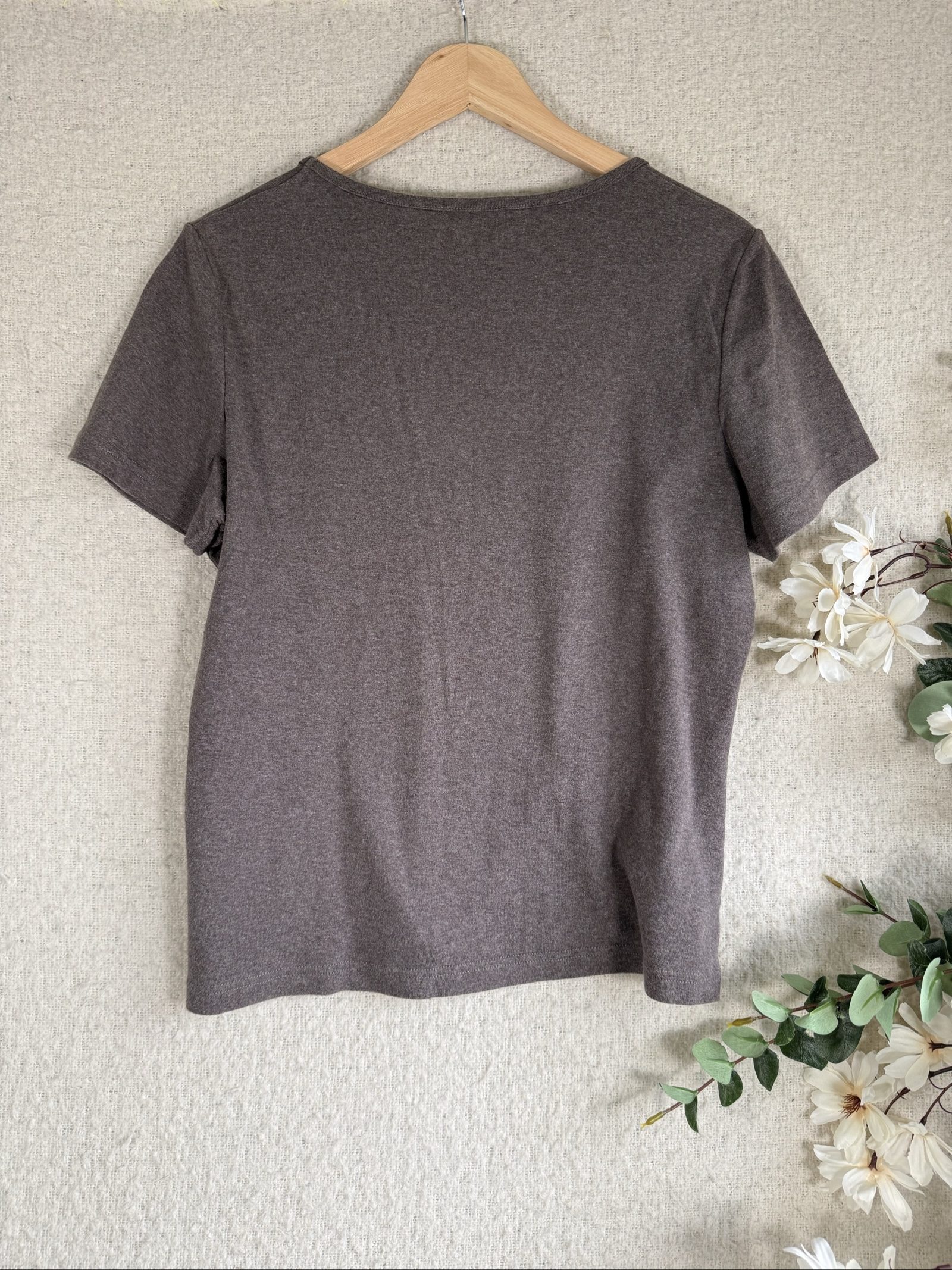 Bm Brown Soft Knit Button Front Casual Short Sleeve Top Medium Stylish image 4