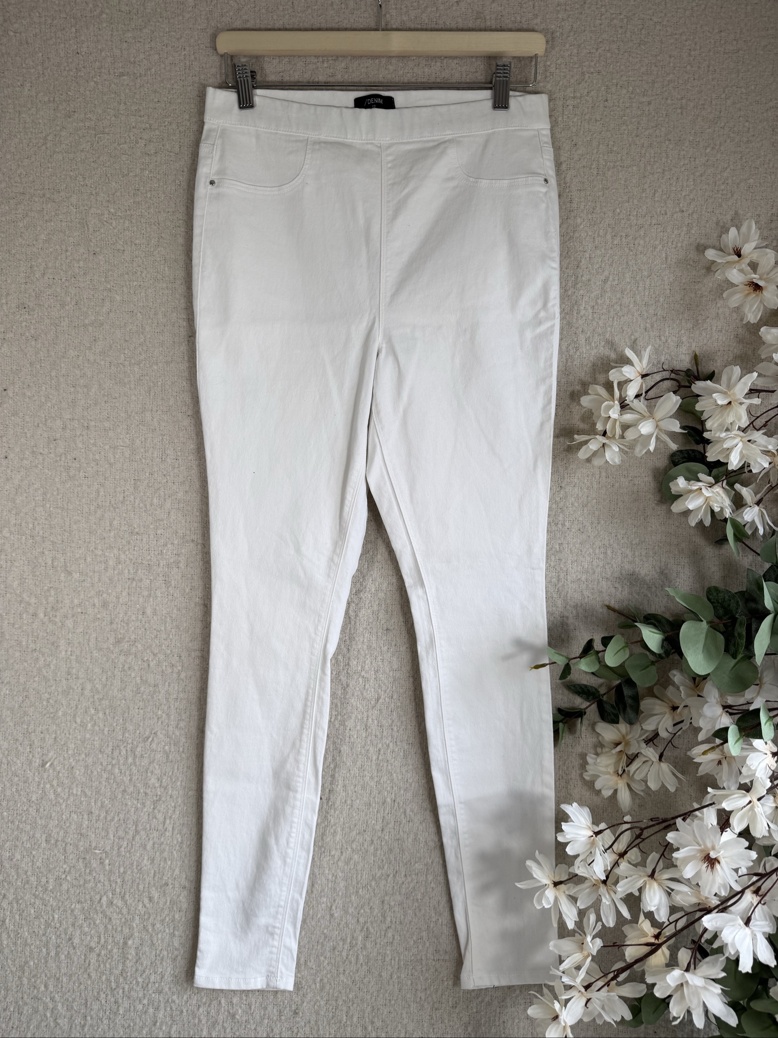 Denim White Skinny Jeans Women Size 12 Cotton Blend Stretch Stylish
