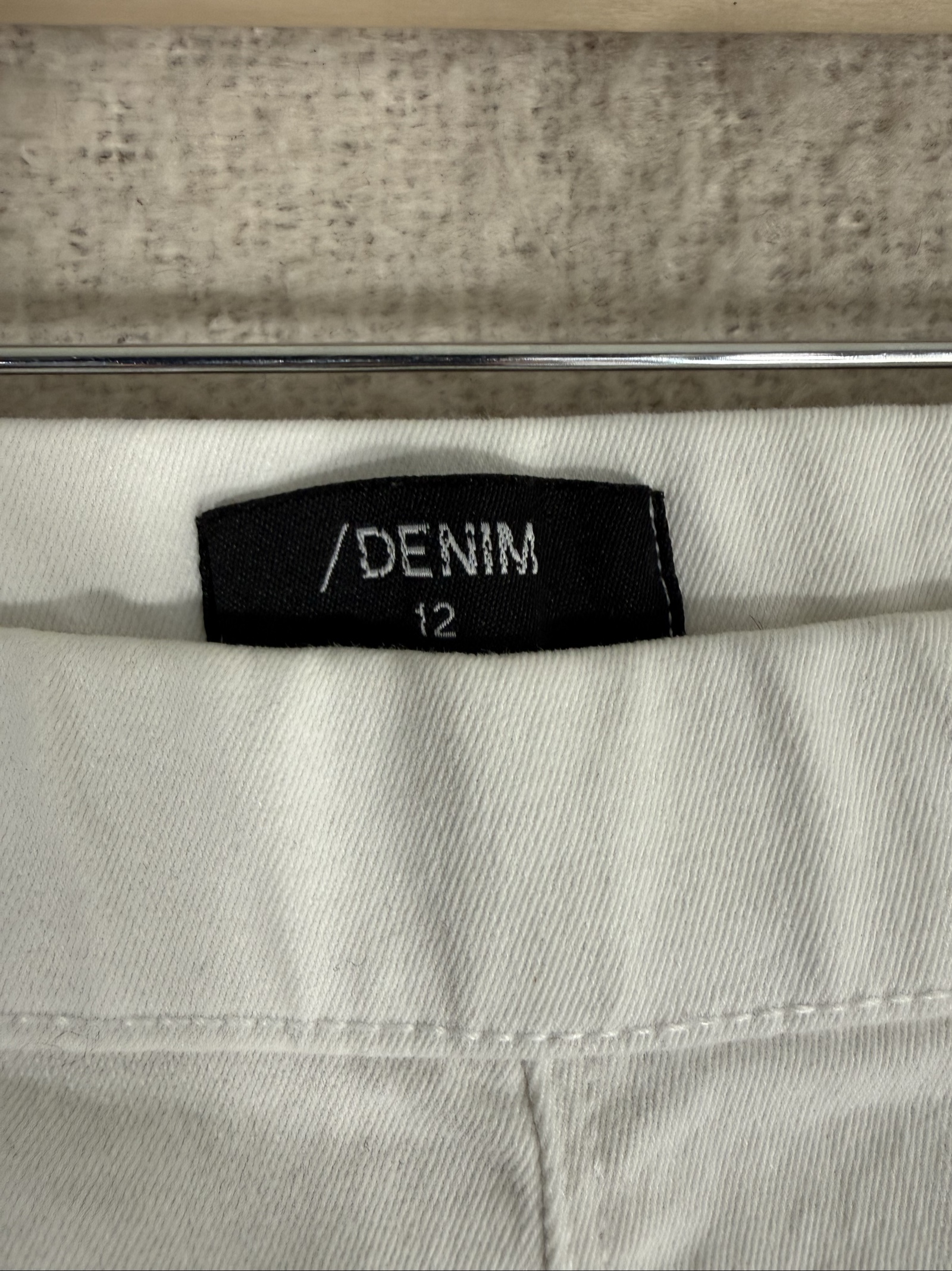 Denim White Skinny Jeans Women Size 12 Cotton Blend Stretch Stylish image 3