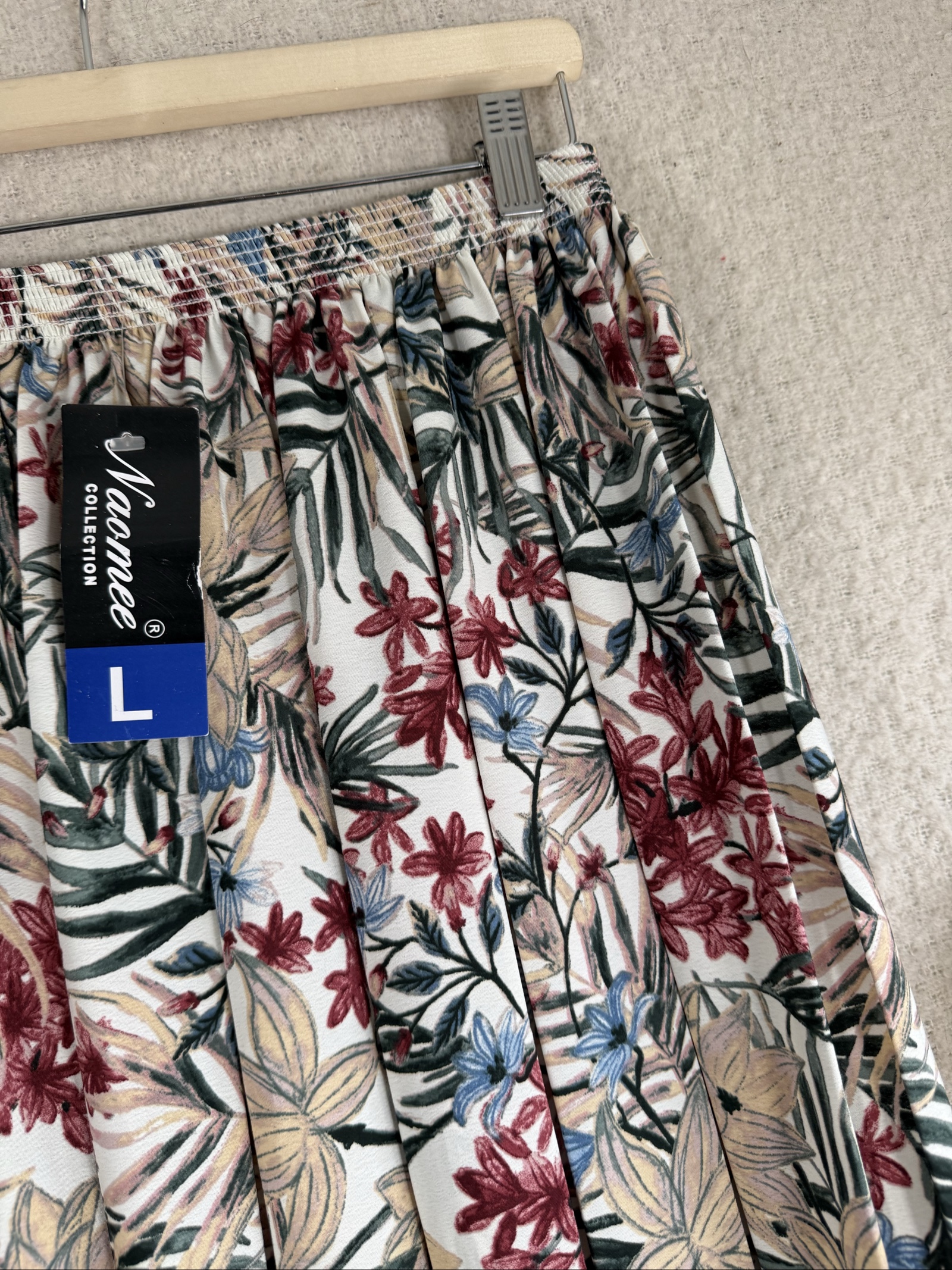 Naomee Floral Print Pleated Midi Skirt UK Large Elastic Waist image 2