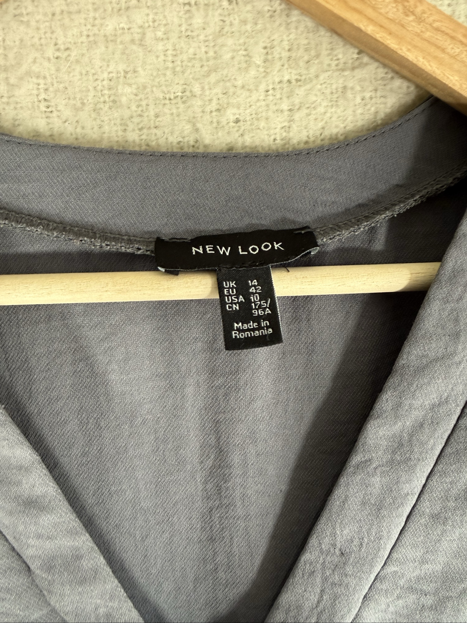 New Look Grey Button Front V Neck Jacket UK 14 Elegant Lightweight Top image 3