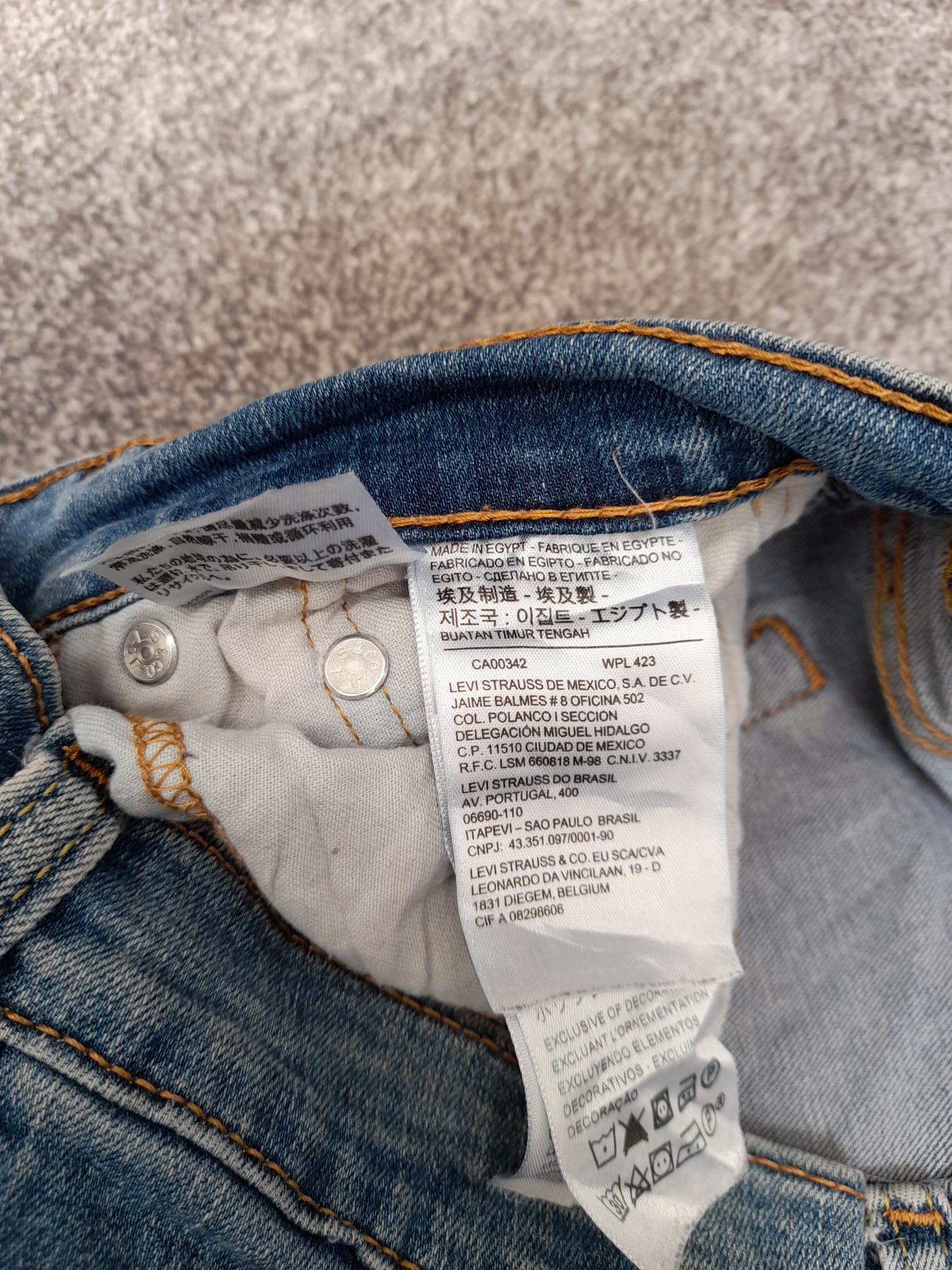 Levi's Light Blue Denim Waist Slim Fit Jeans Red Tab 31" image 5