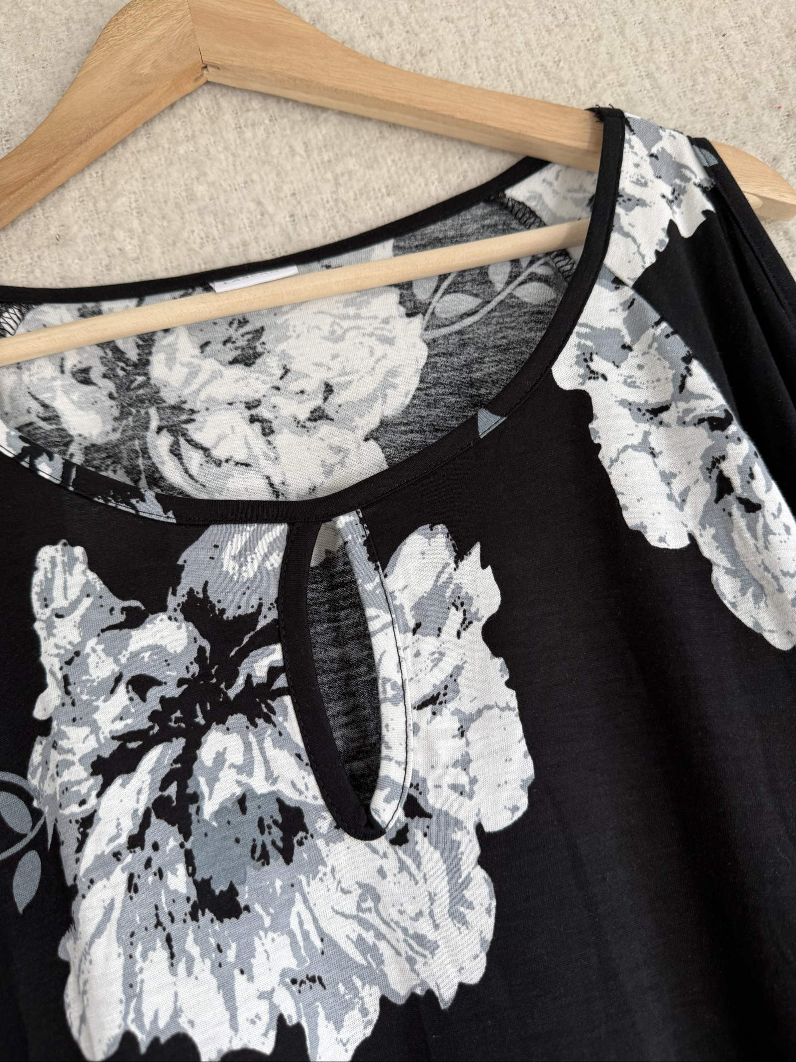 Lascana Black & White Floral Cold Shoulder Top UK 12 Flared Sleeves image 4