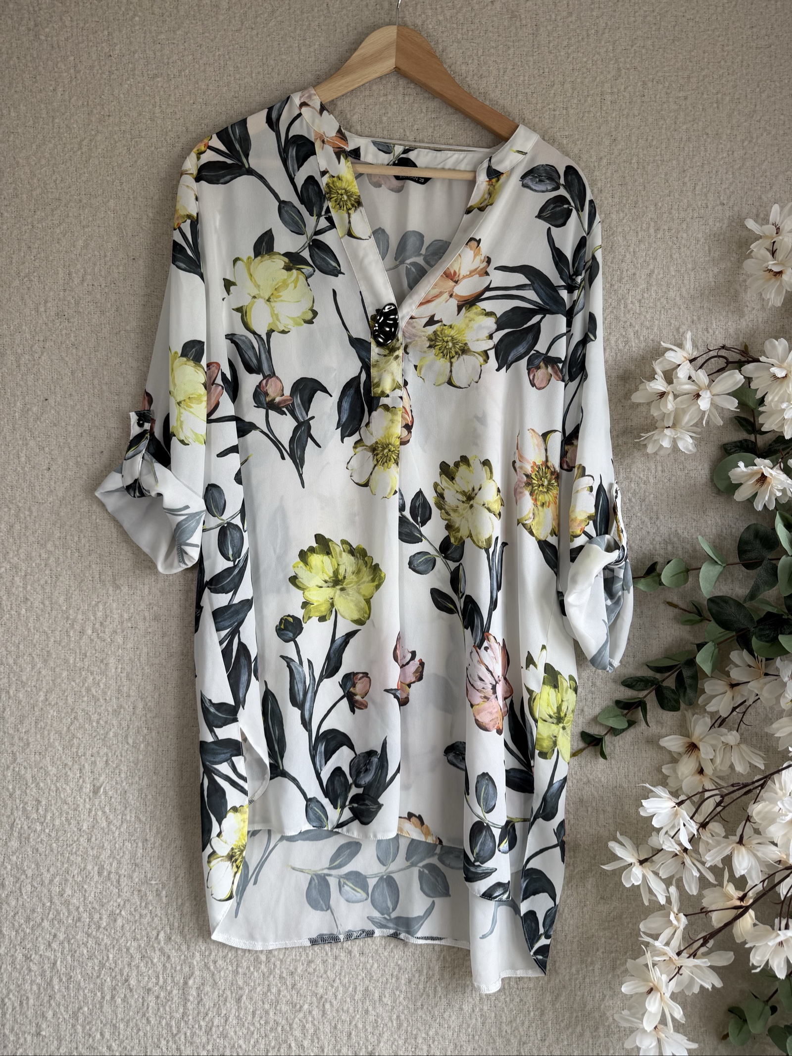 Roman Cream Floral Print Shirt Blouse UK 20 Lightweight Elegant Top