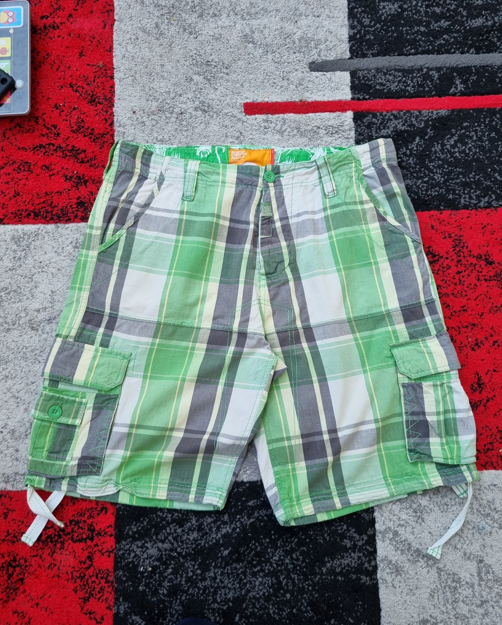 SoulCal Green & Grey Plaid Cargo Shorts Size 34" Waist Cotton
