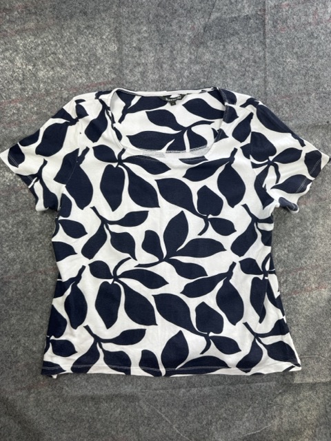Bonmarche White & Navy Leaf Print Top 18