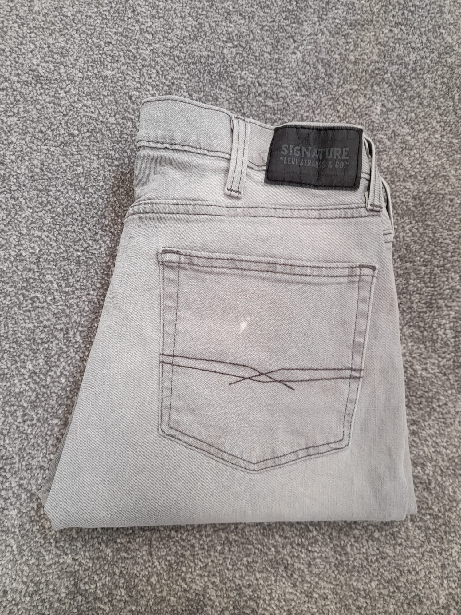 Signature Levi Strauss Light Grey Slim Jeans 37" image 2