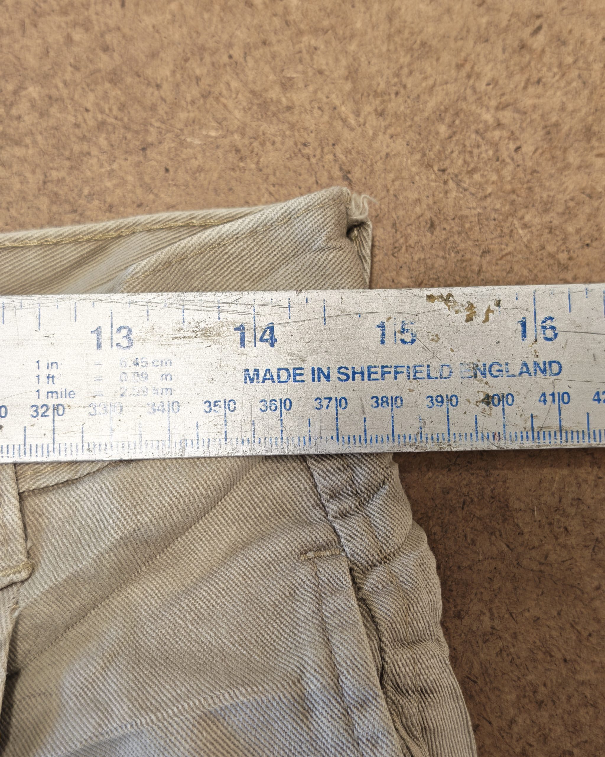 Eddie Bauer Beige Cotton Trousers 30 Waist Relaxed Fit image 4