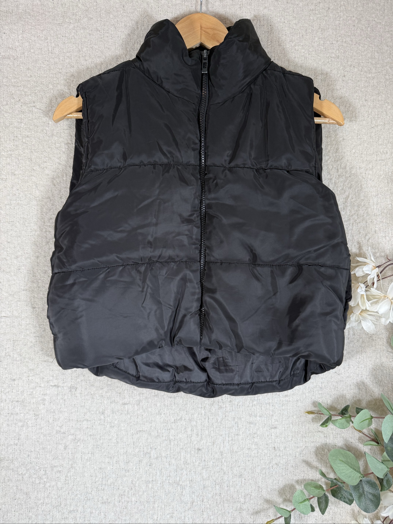 Rising Black Puffer Gilet Bodywarmer Vest Small Lightweight Sleeveless