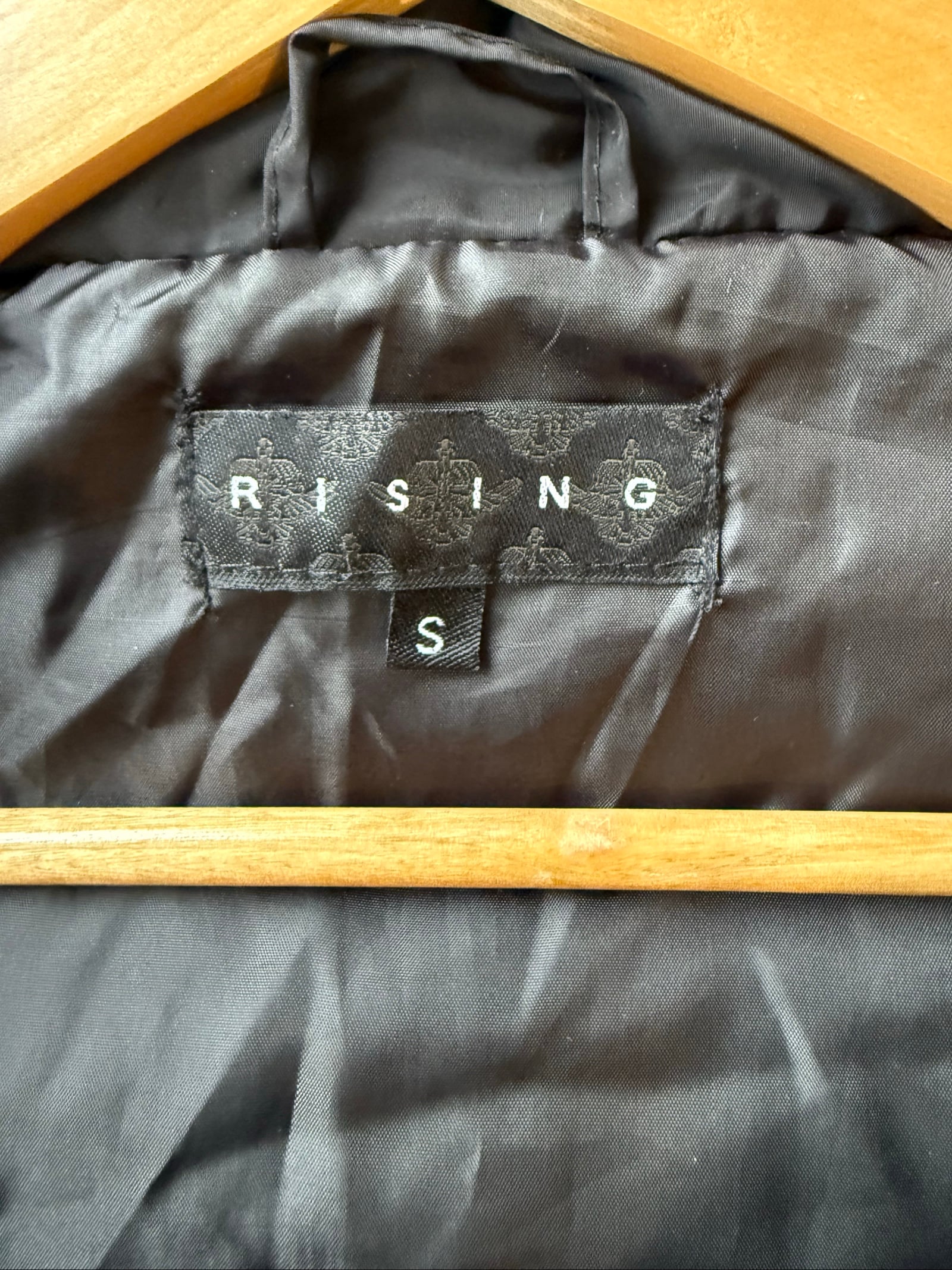 Rising Black Puffer Gilet Bodywarmer Vest Small Lightweight Sleeveless image 3