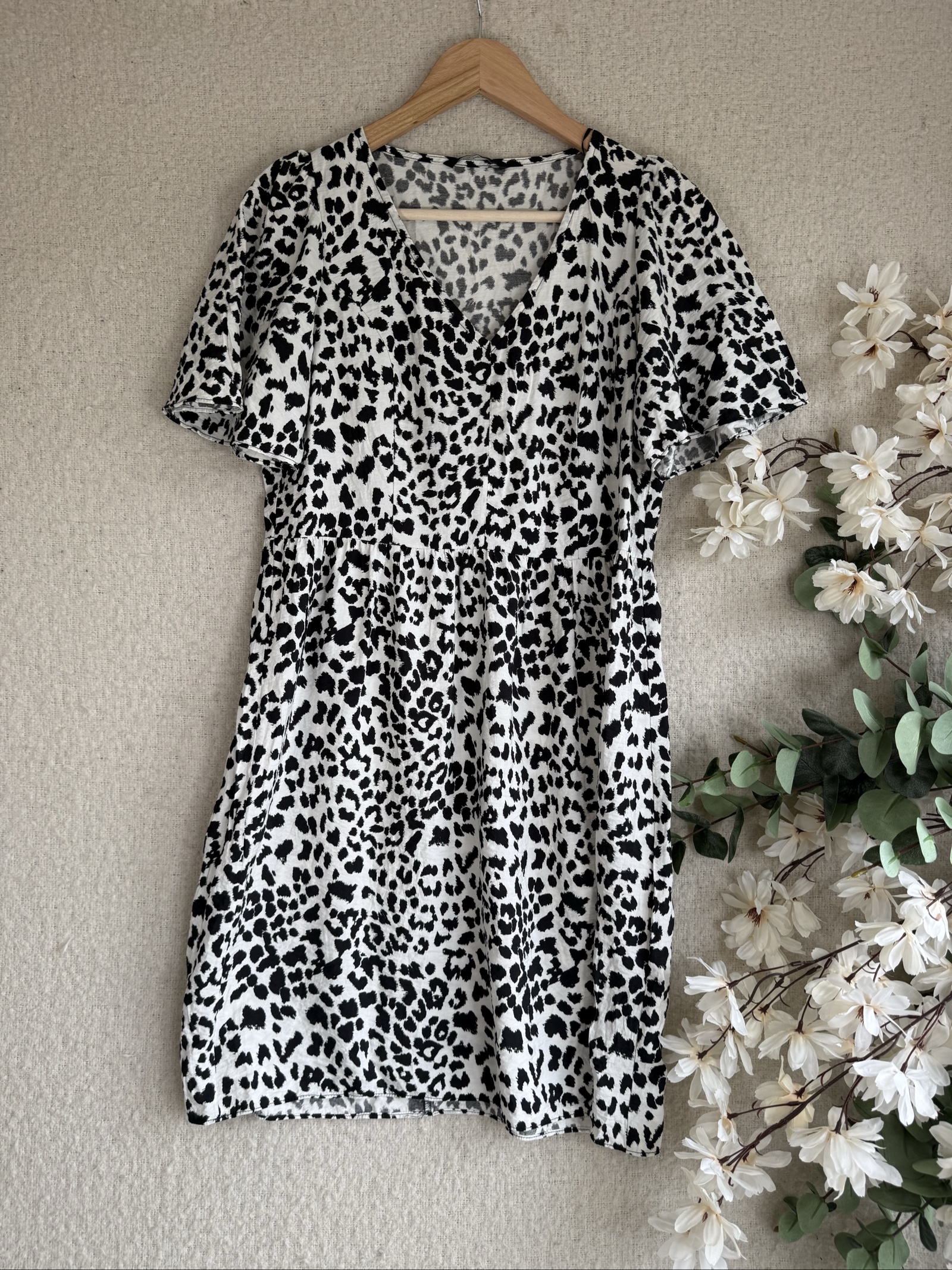 George Black & White Leopard Print V-Neck Dress UK 12 Short Sleeve
