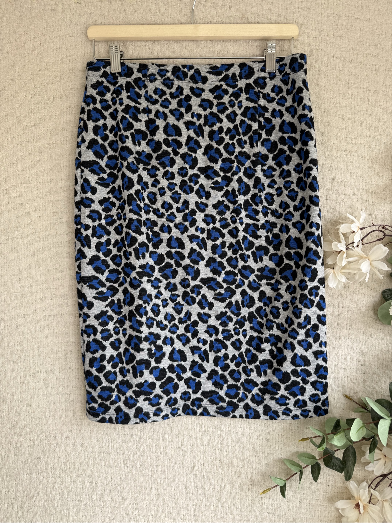 Tu Blue & Black Leopard Print Pencil Skirt UK 10 Stylish Patterned Midi Skirt image 4