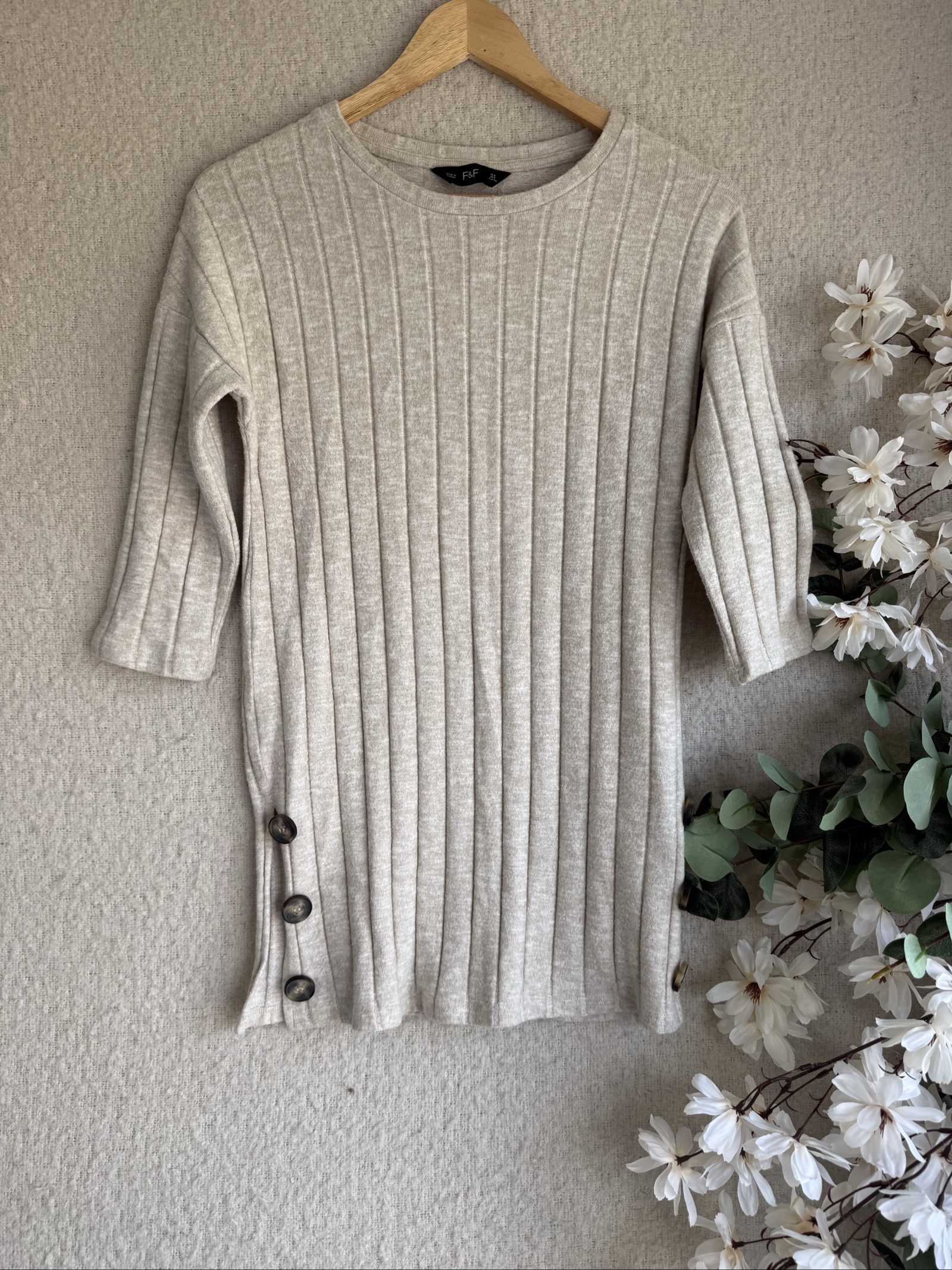 F&F Beige Ribbed Knit Jumper UK 8 Button Detail Relaxed Fit